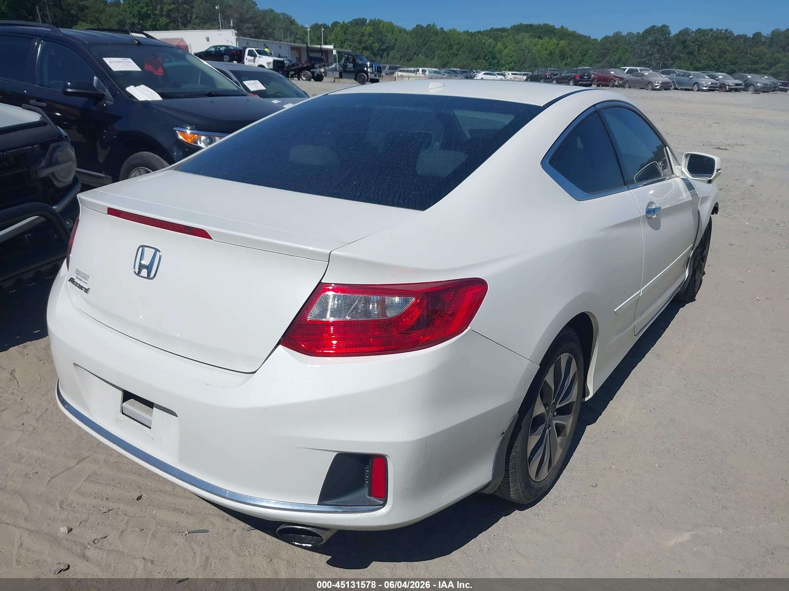 2013 Honda Accord Ex-l White vin: 1HGCT1B84DA014787
