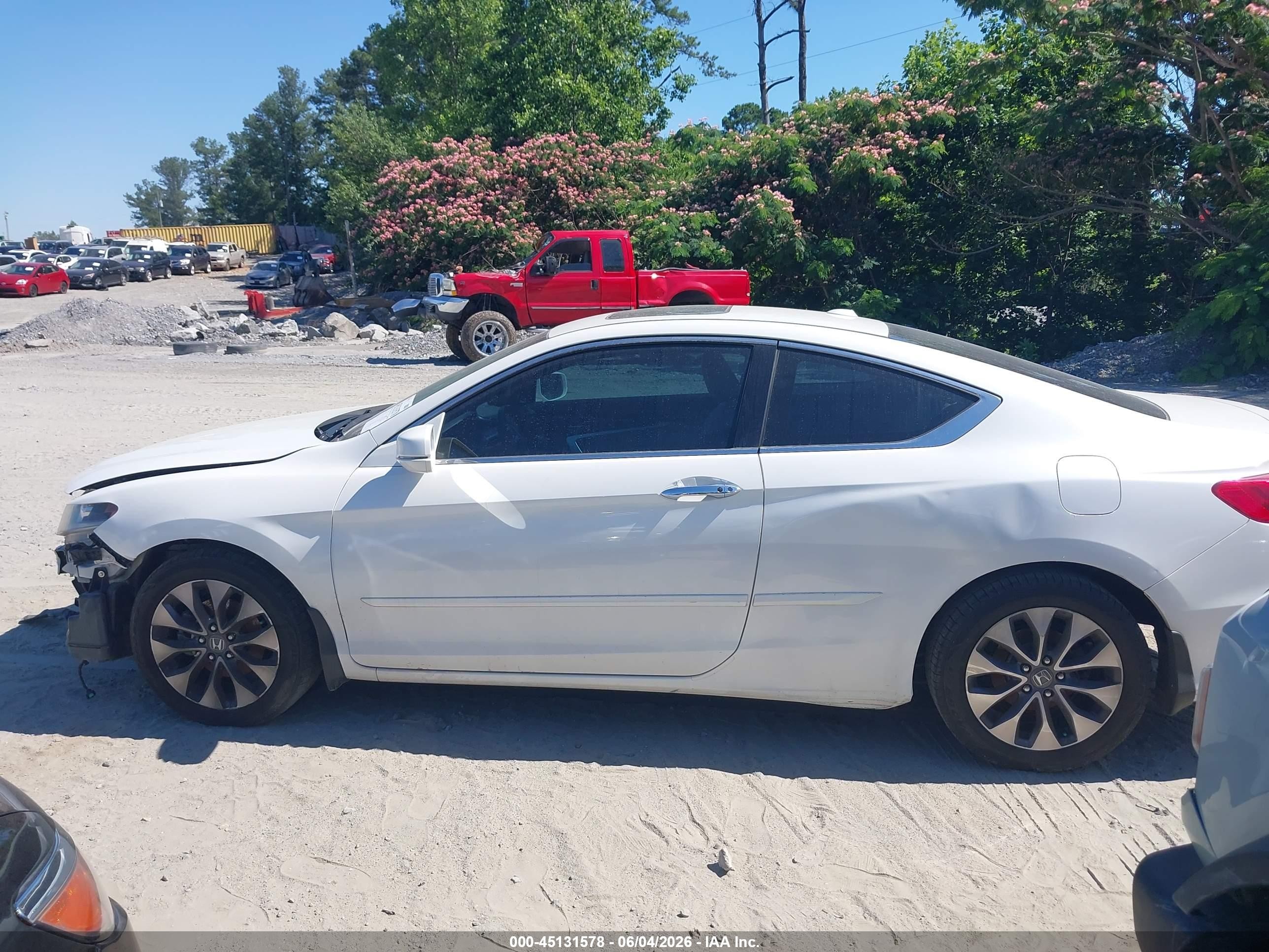 2013 Honda Accord Ex-l White vin: 1HGCT1B84DA014787
