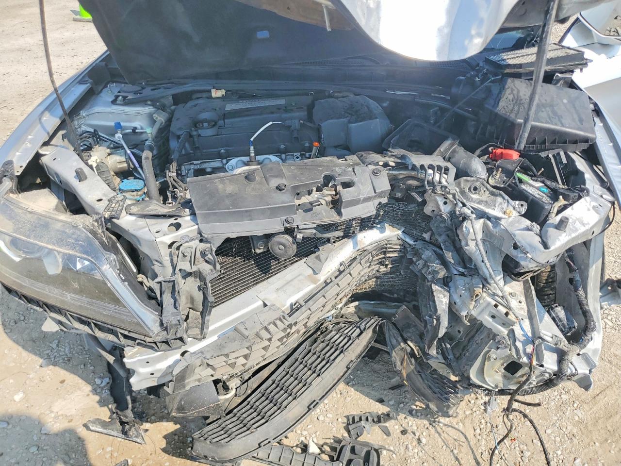 2013 Honda Accord Exl Серебряный vin: 1HGCT1B84DA019410