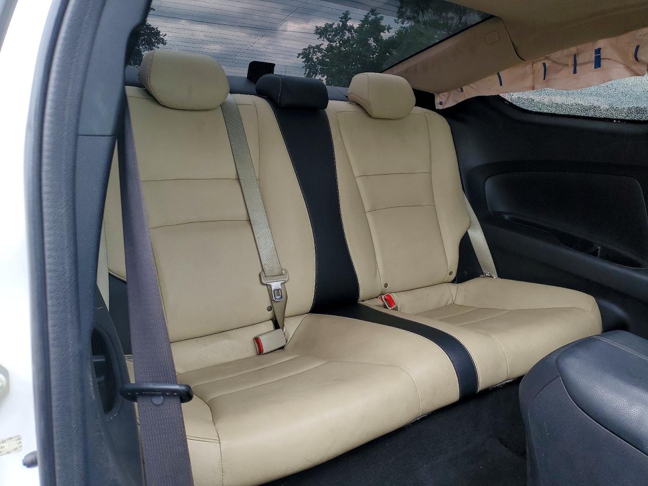 2013 Honda Accord Exl White vin: 1HGCT1B85DA012451