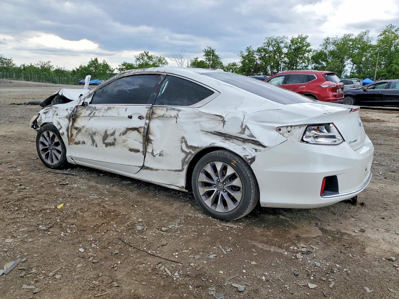 2013 Honda Accord Exl White vin: 1HGCT1B85DA012451