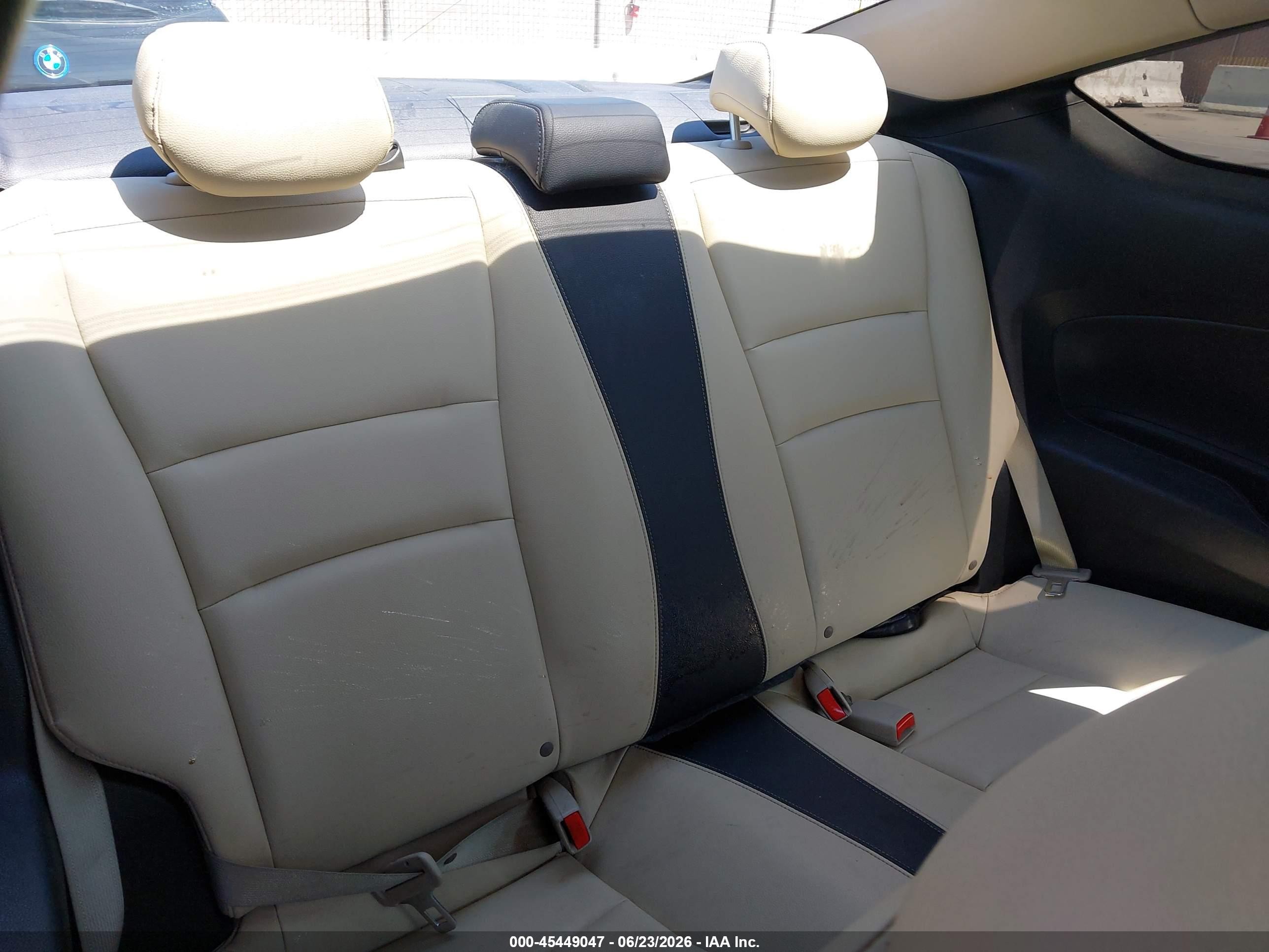 2014 Honda Accord Ex-l White vin: 1HGCT1B85EA010037