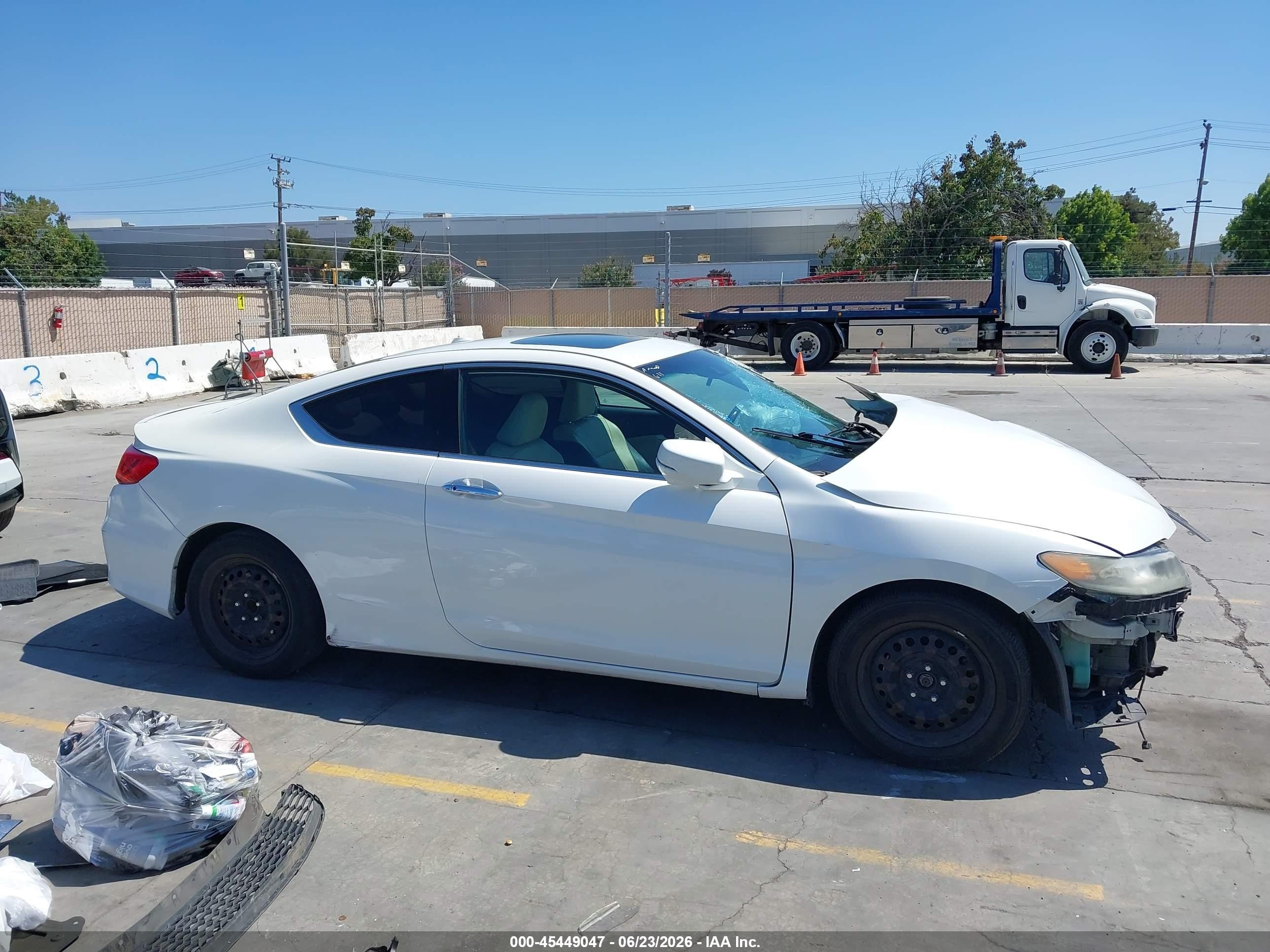 2014 Honda Accord Ex-l White vin: 1HGCT1B85EA010037