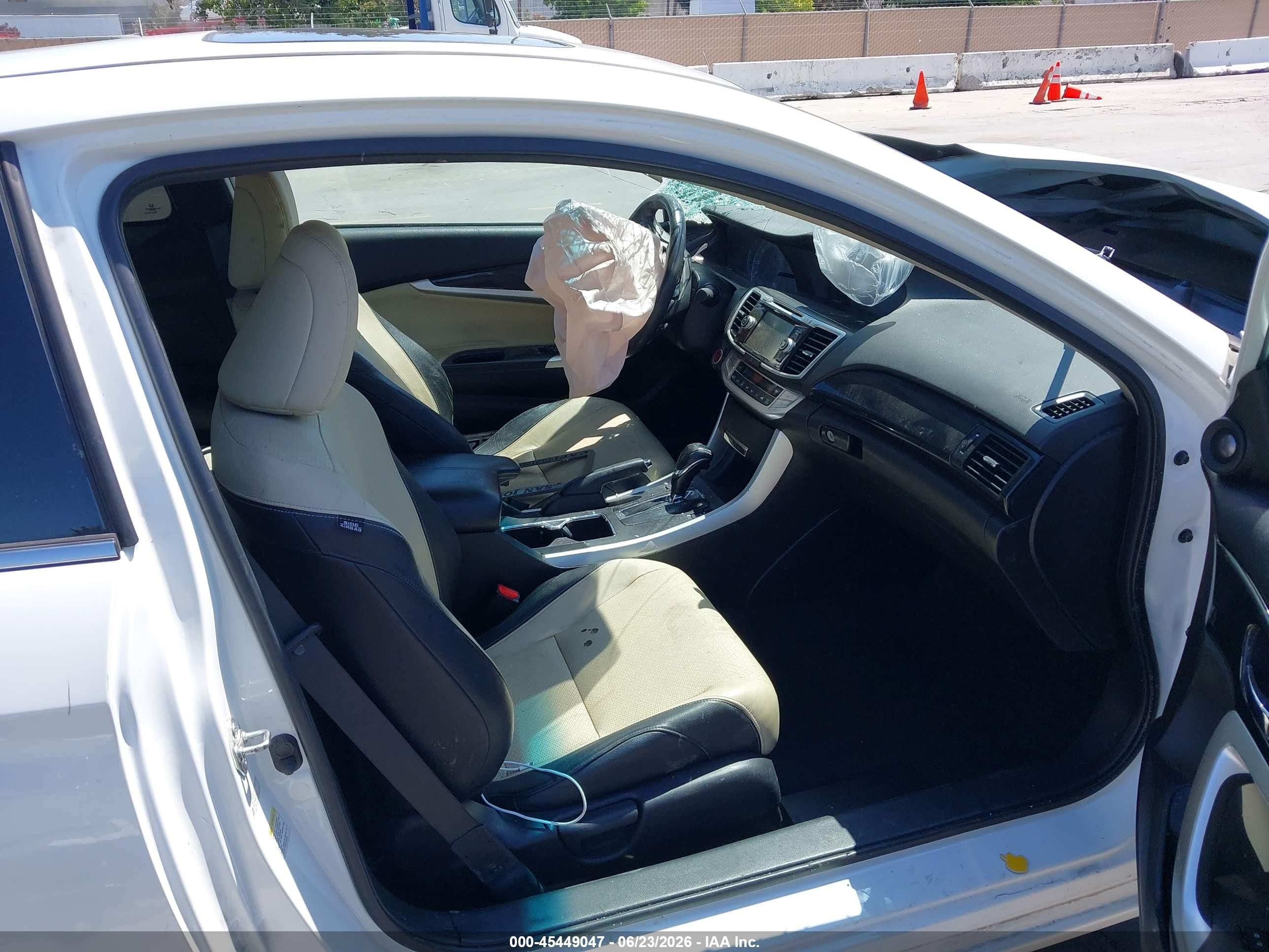2014 Honda Accord Ex-l White vin: 1HGCT1B85EA010037
