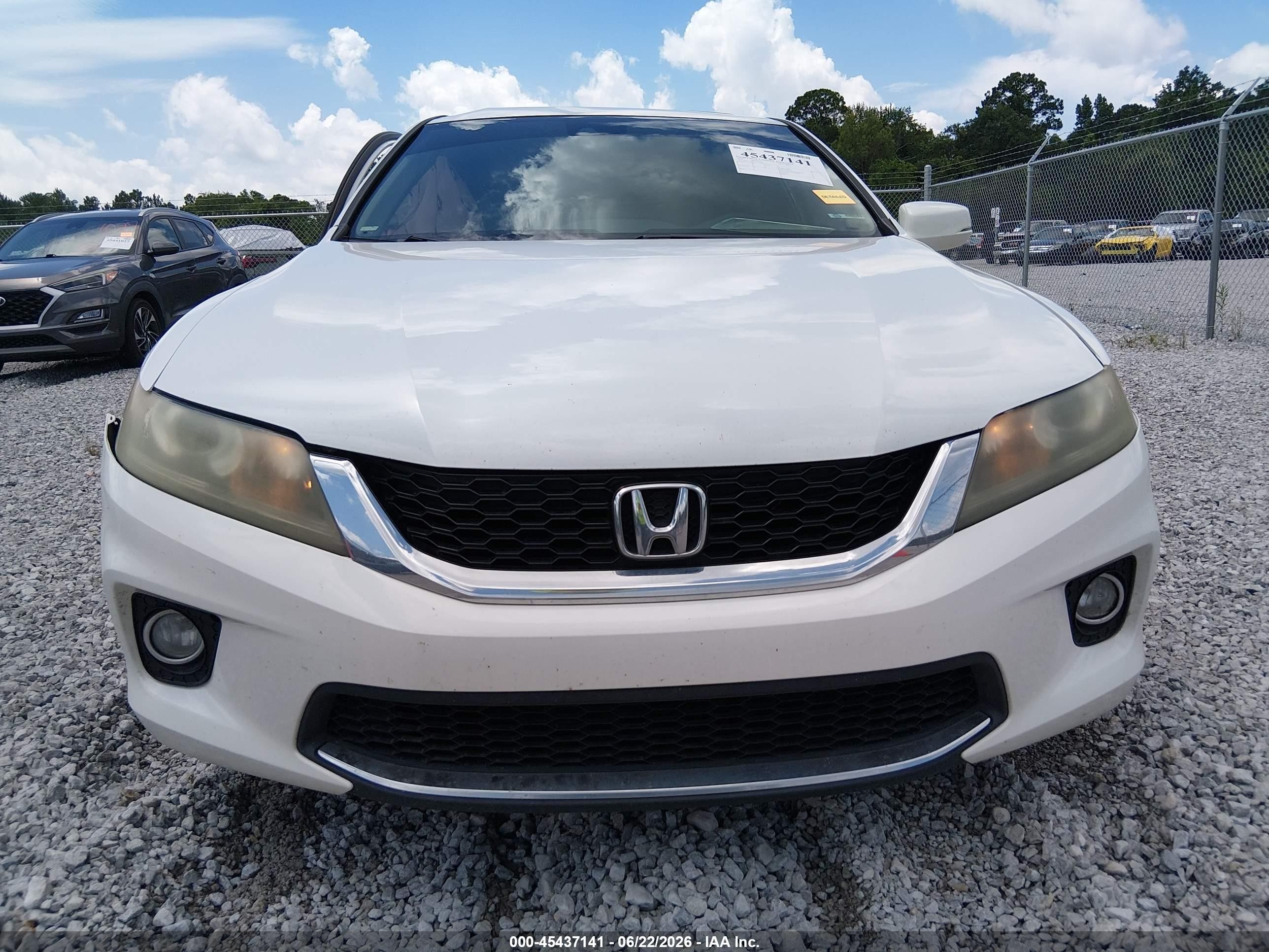 2014 Honda Accord Ex-l White vin: 1HGCT1B85EA015108