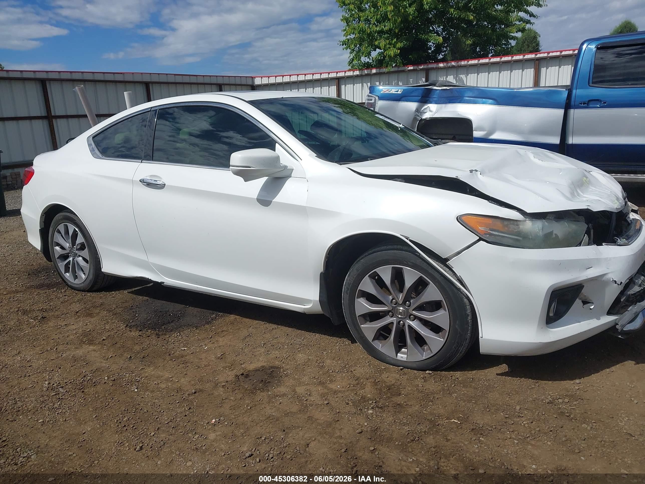 2015 Honda Accord Ex-l White vin: 1HGCT1B85FA006037