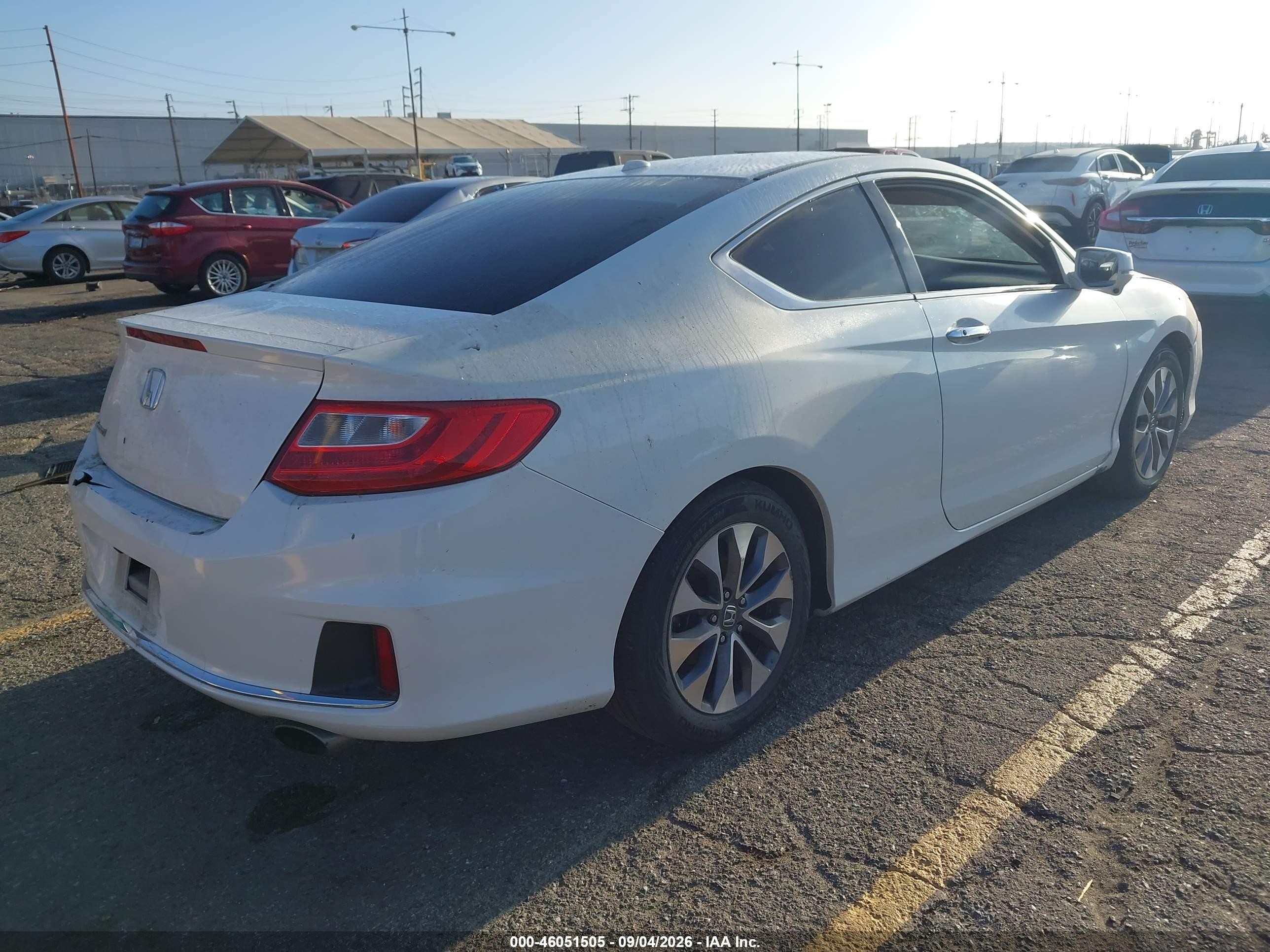 2015 Honda Accord Ex-l White vin: 1HGCT1B85FA010315