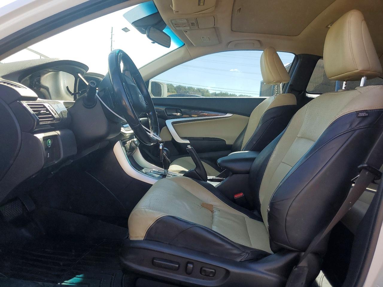 2013 Honda Accord Exl White vin: 1HGCT1B86DA010806