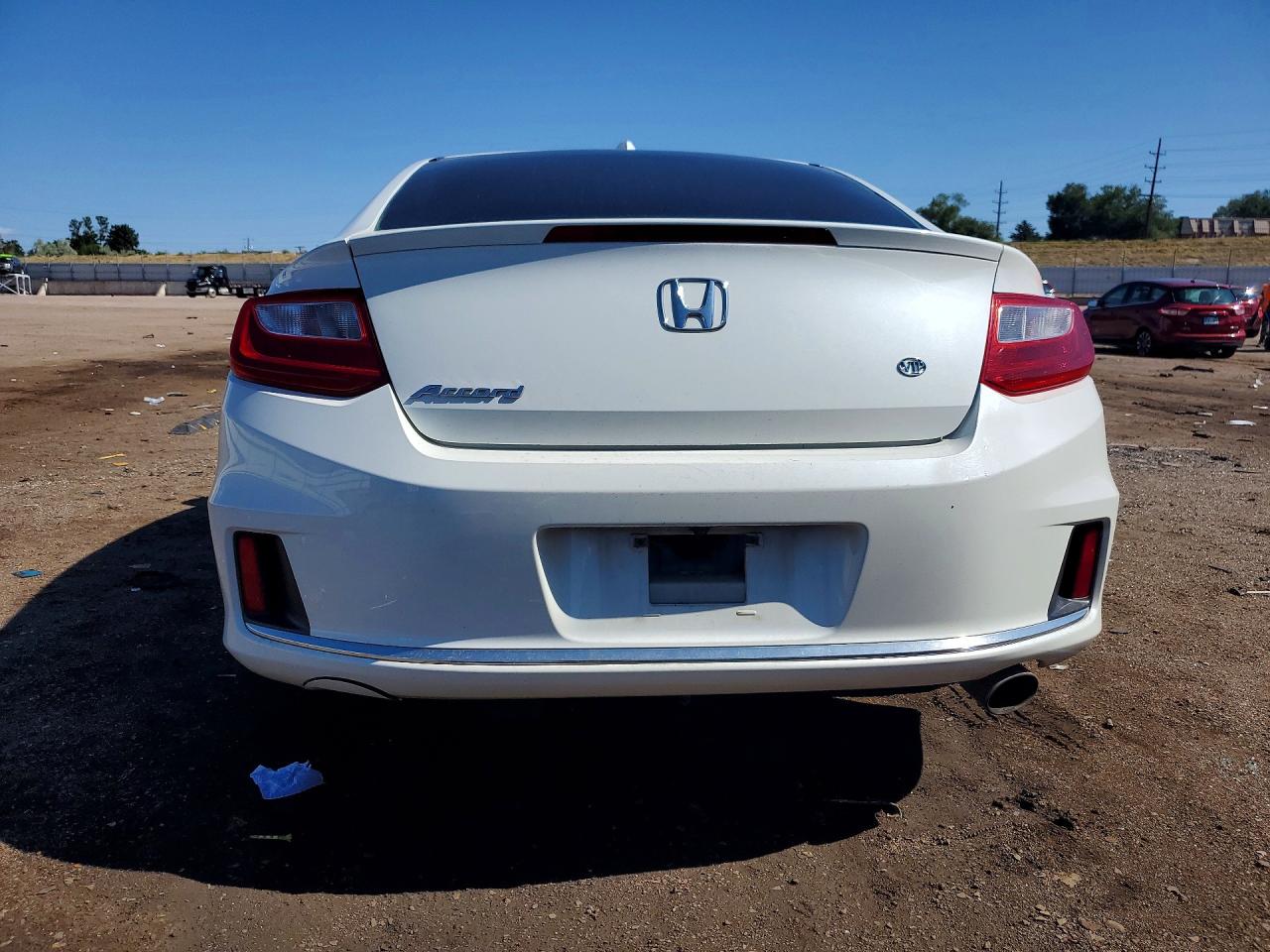 2013 Honda Accord Exl White vin: 1HGCT1B86DA010806