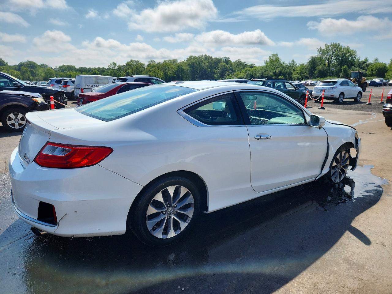 2013 Honda Accord Exl White vin: 1HGCT1B86DA018582
