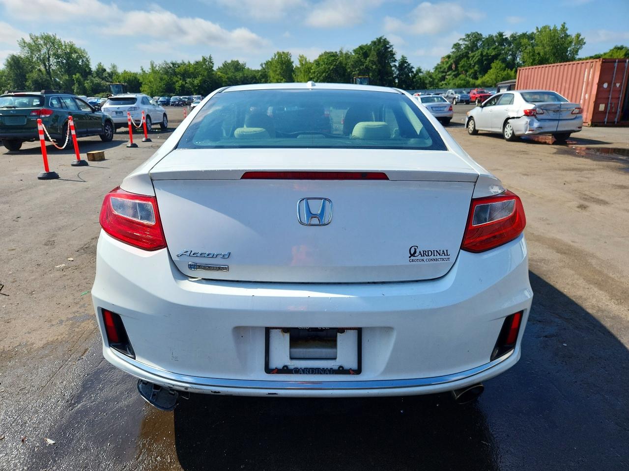 2013 Honda Accord Exl White vin: 1HGCT1B86DA018582