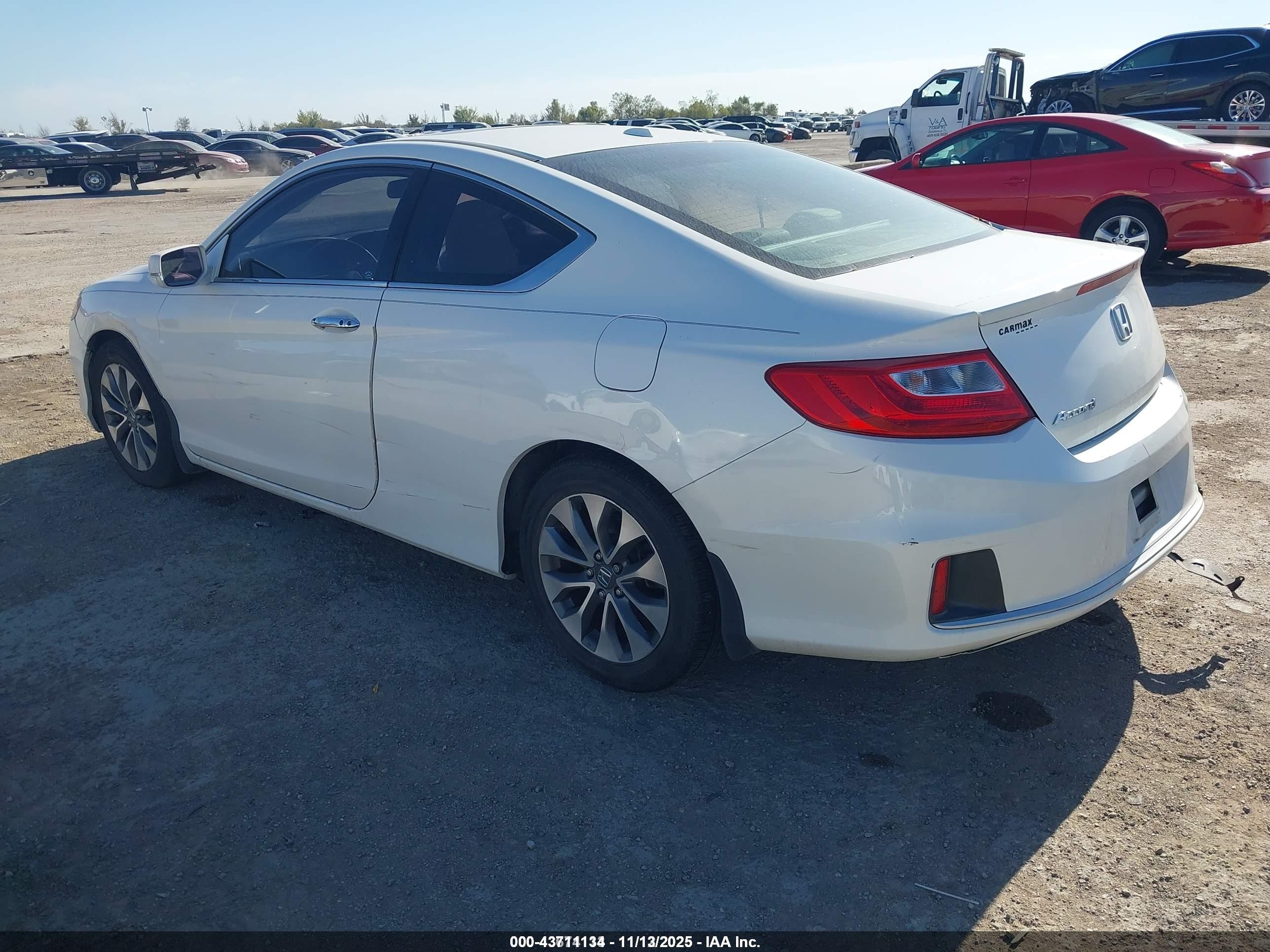 2015 Honda Accord Ex-l White vin: 1HGCT1B86FA011747