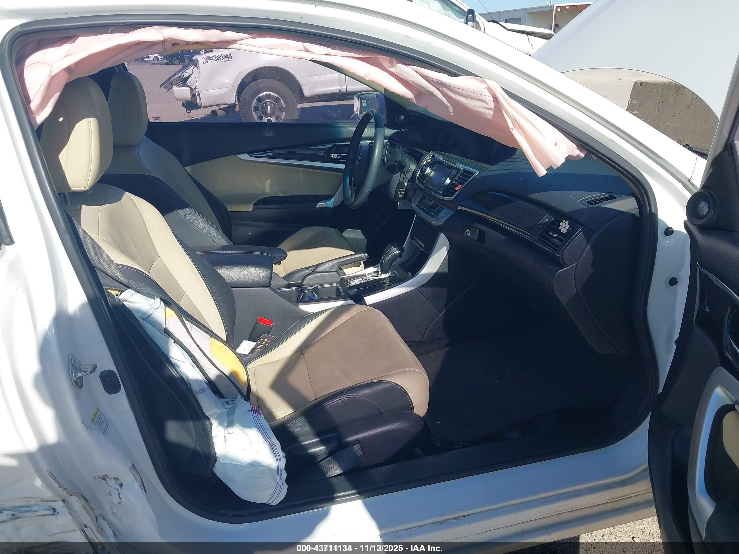 2015 Honda Accord Ex-l White vin: 1HGCT1B86FA011747