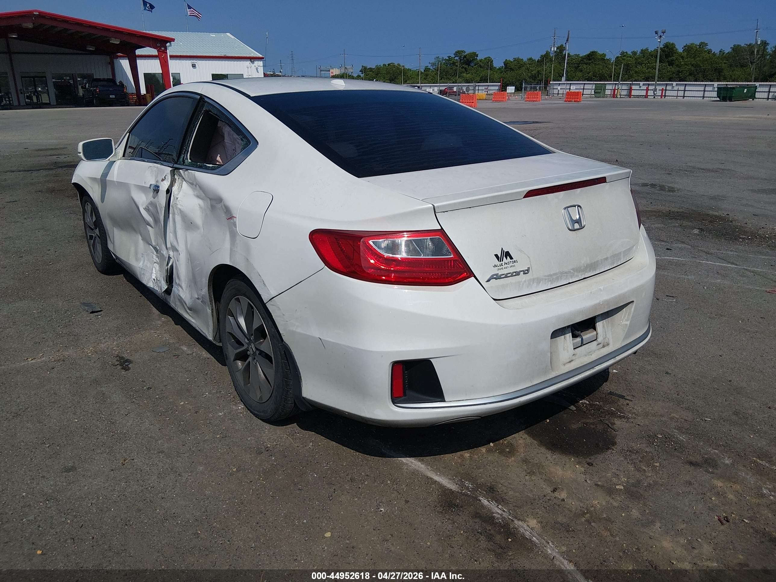 2015 Honda Accord Ex-l Белый vin: 1HGCT1B86FA013644