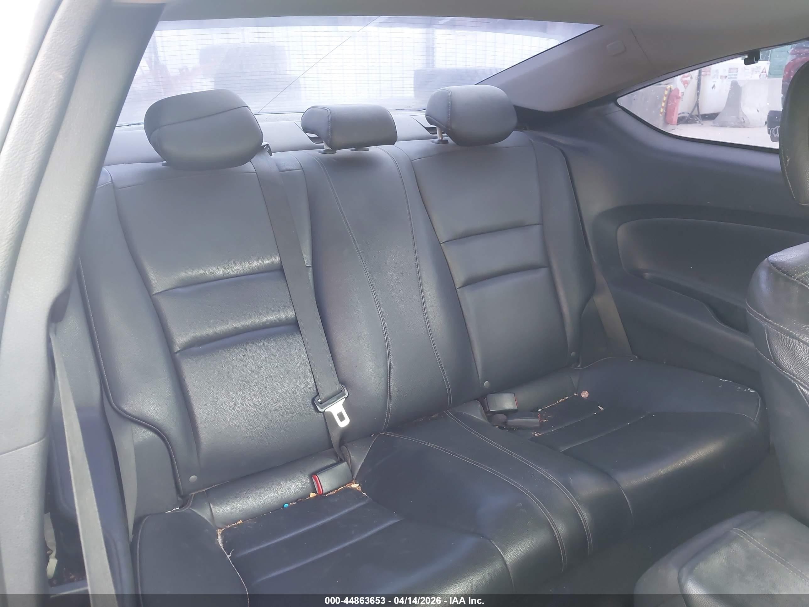2013 Honda Accord Ex-l Silver vin: 1HGCT1B88DA001671
