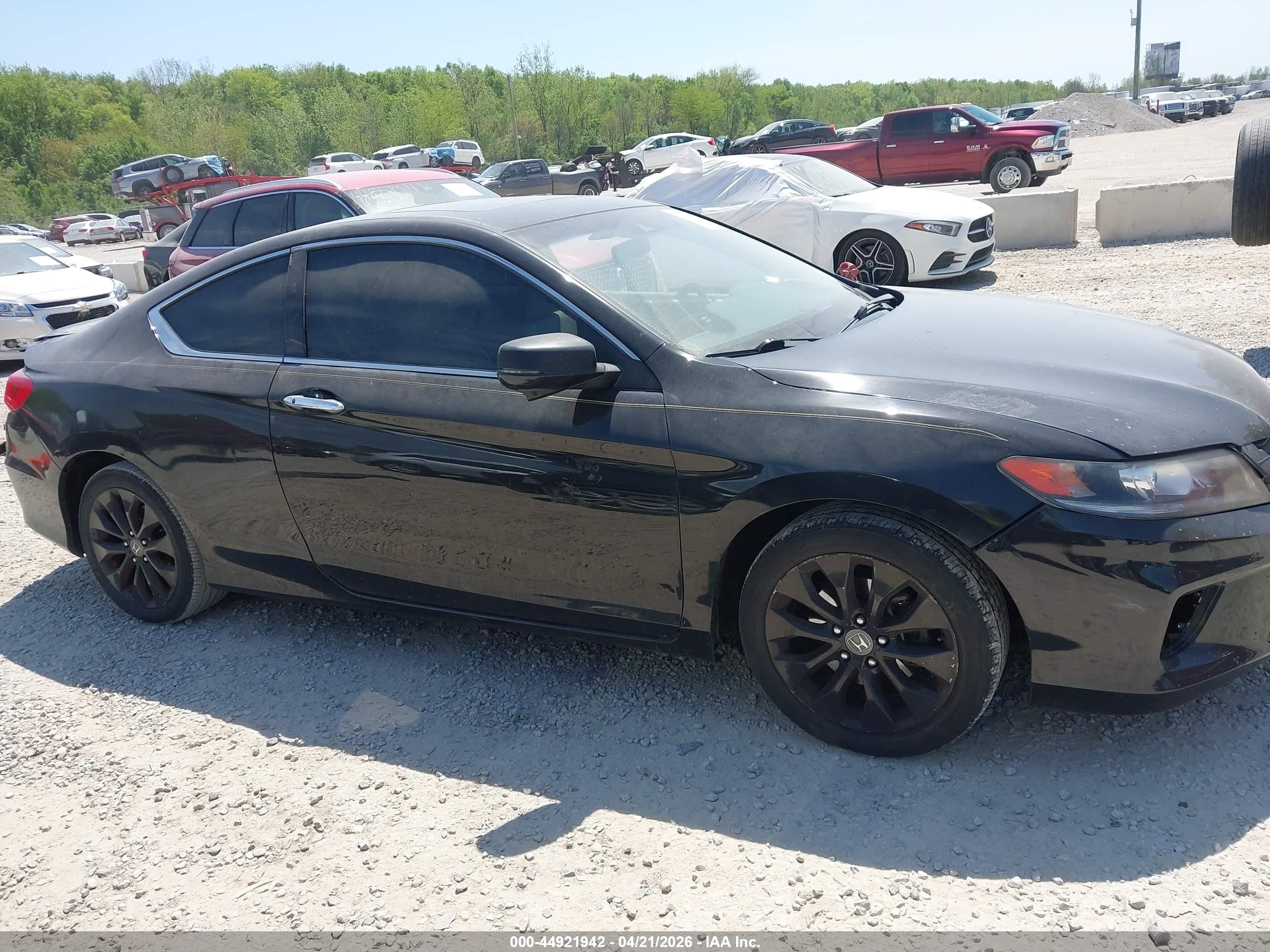 2013 Honda Accord Ex-l Черный vin: 1HGCT1B88DA024111