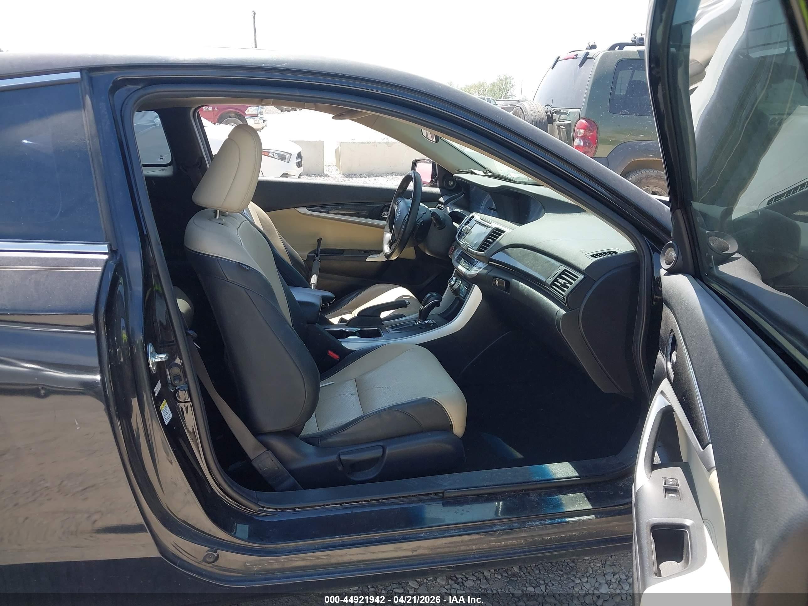 2013 Honda Accord Ex-l Черный vin: 1HGCT1B88DA024111