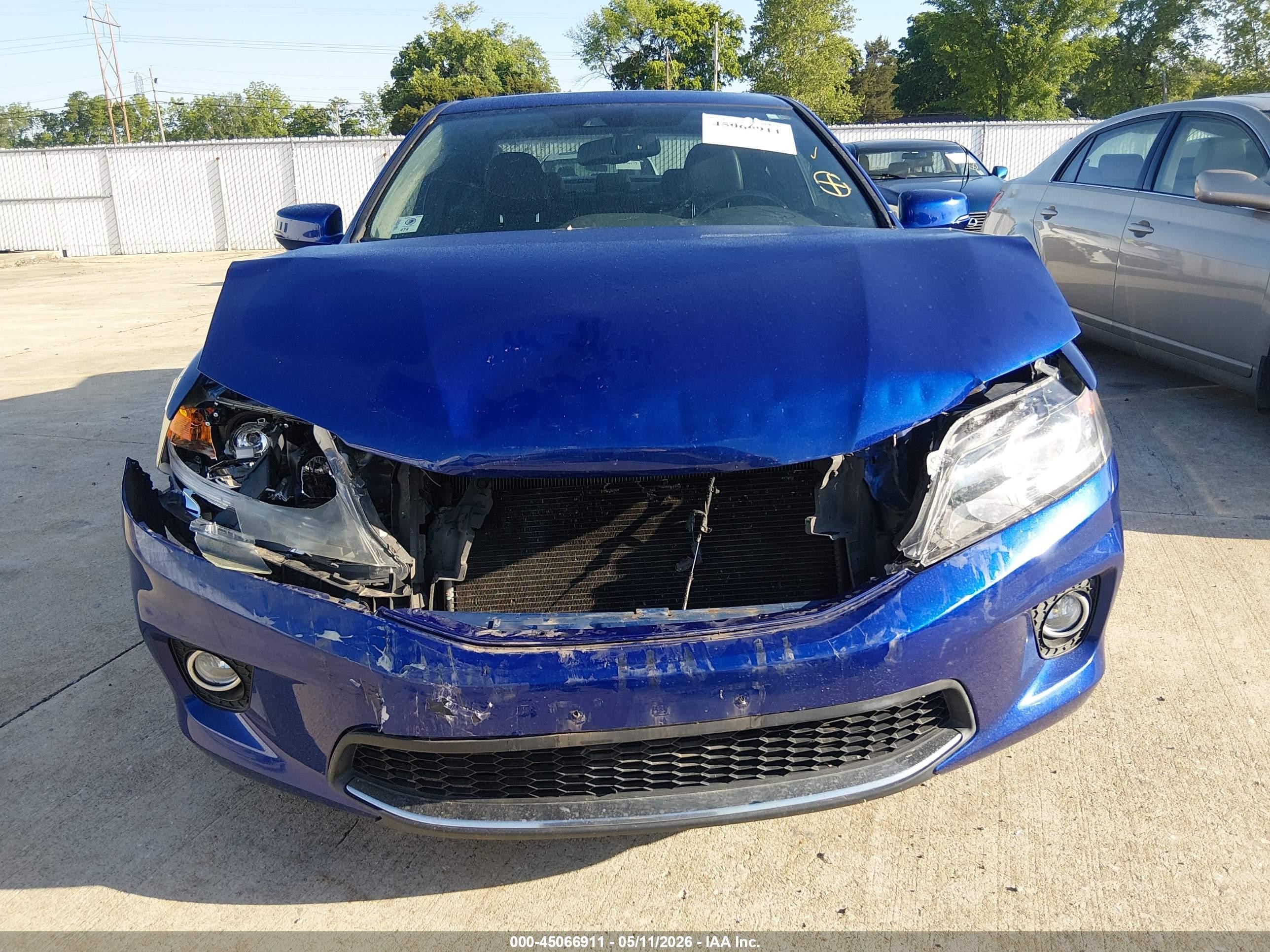 2015 Honda Accord Ex-l Blue vin: 1HGCT1B88FA004525