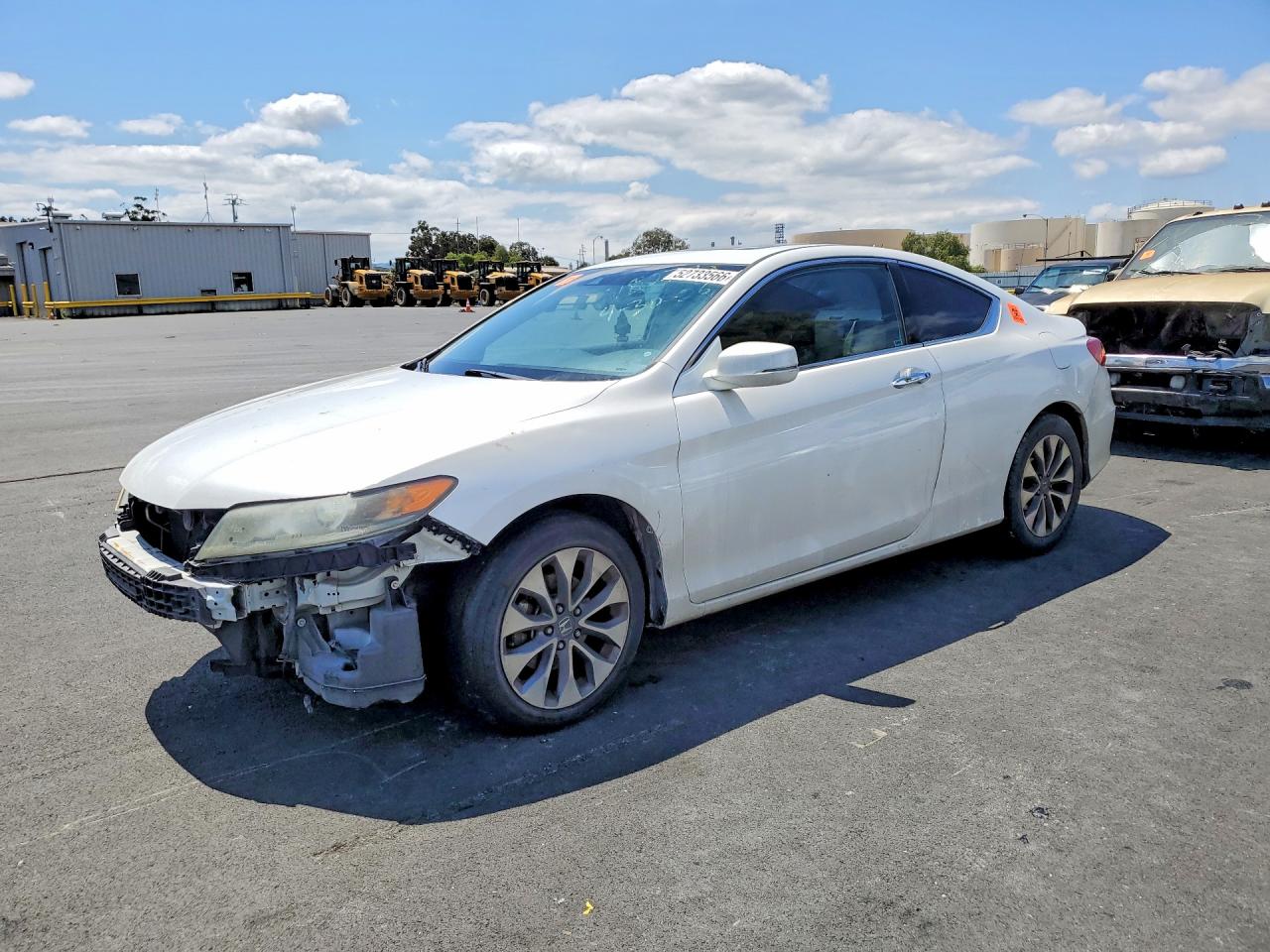 2015 Honda Accord Exl White vin: 1HGCT1B88FA012107
