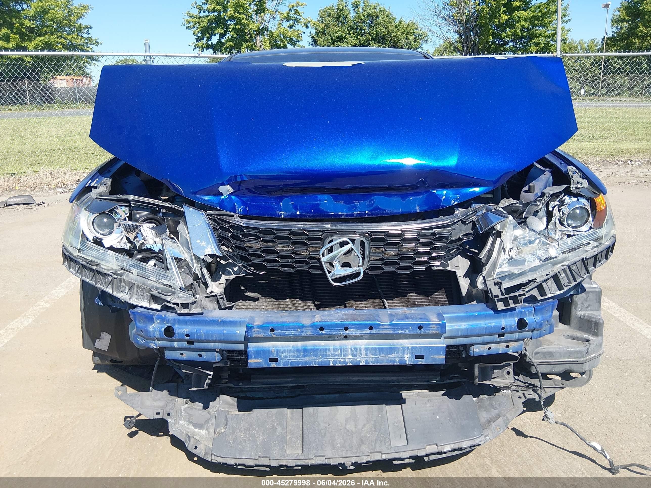 2013 Honda Accord Ex-l Blue vin: 1HGCT1B8XDA015023