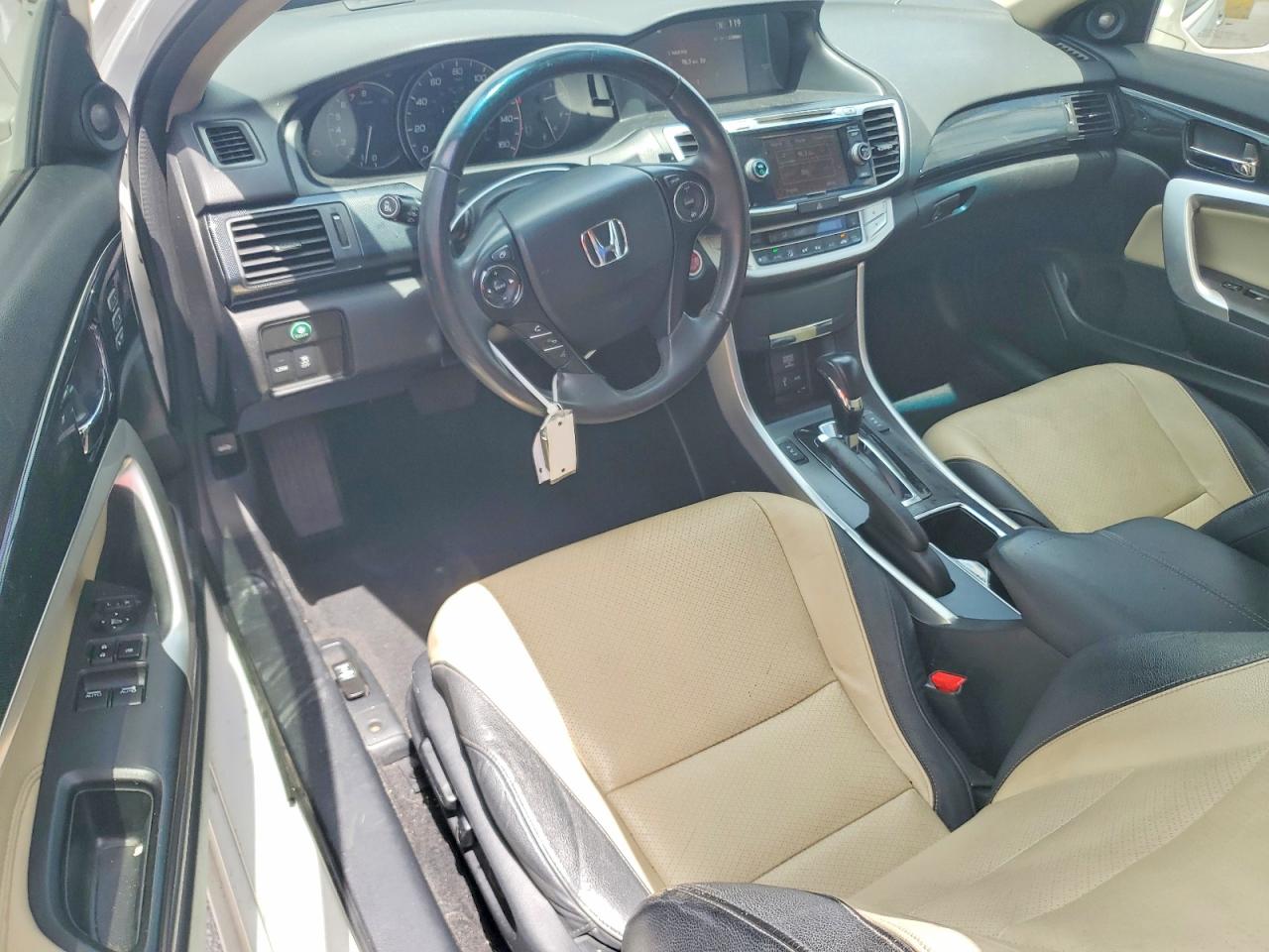 2013 Honda Accord Exl White vin: 1HGCT2B81DA011187