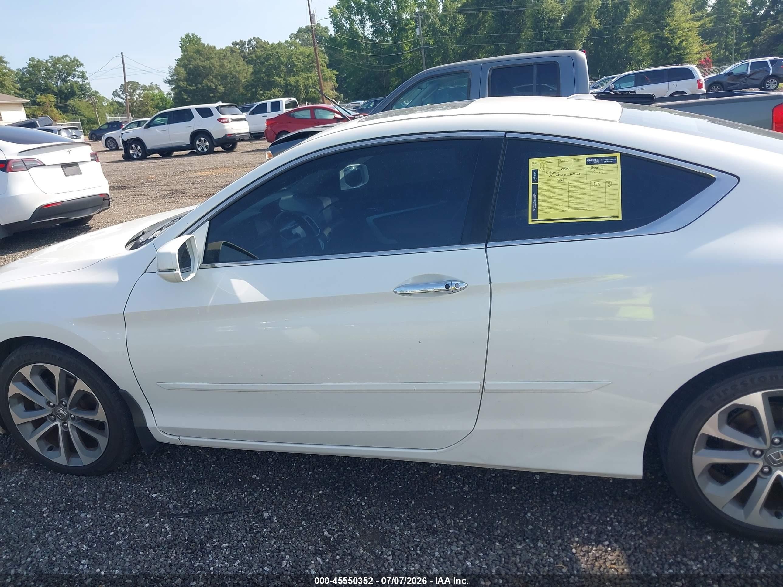 2014 Honda Accord Ex-l V-6 White vin: 1HGCT2B81EA002779