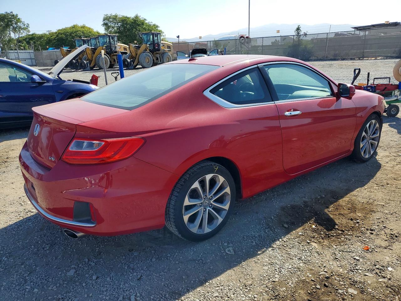 2014 Honda Accord Red vin: 1HGCT2B81EA003513