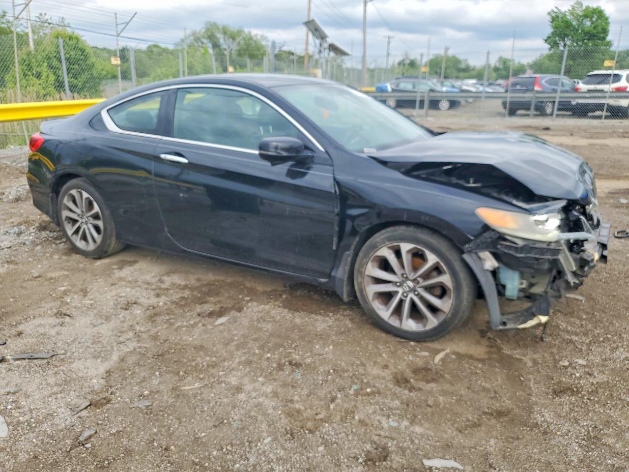2015 Honda Accord Black vin: 1HGCT2B81FA002251