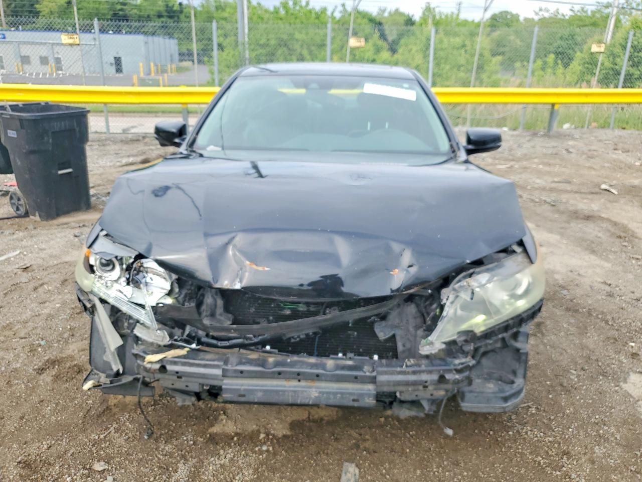 2015 Honda Accord Black vin: 1HGCT2B81FA002251