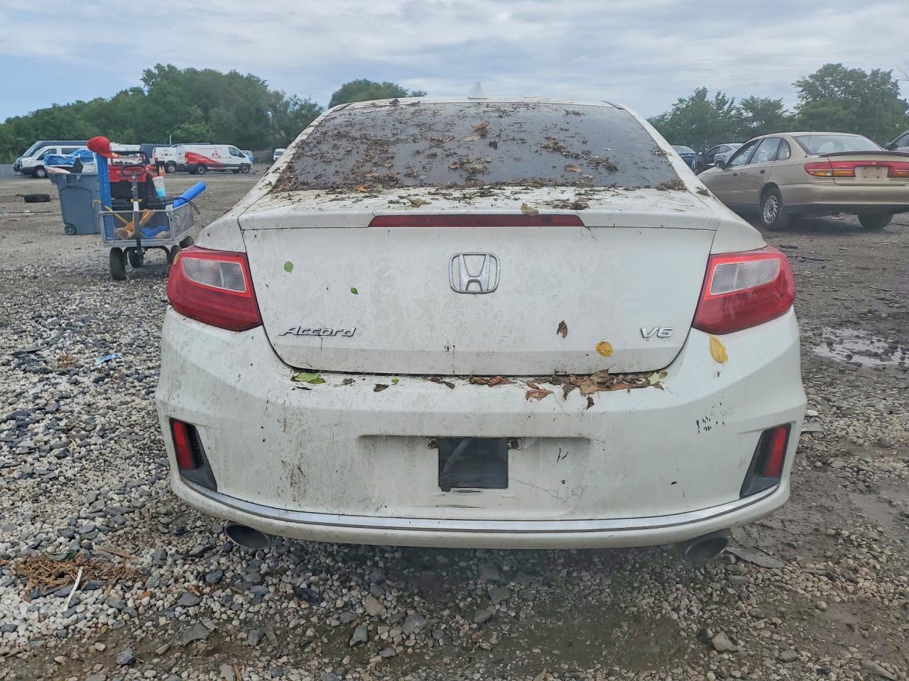 2013 Honda Accord Exl White vin: 1HGCT2B82DA000621
