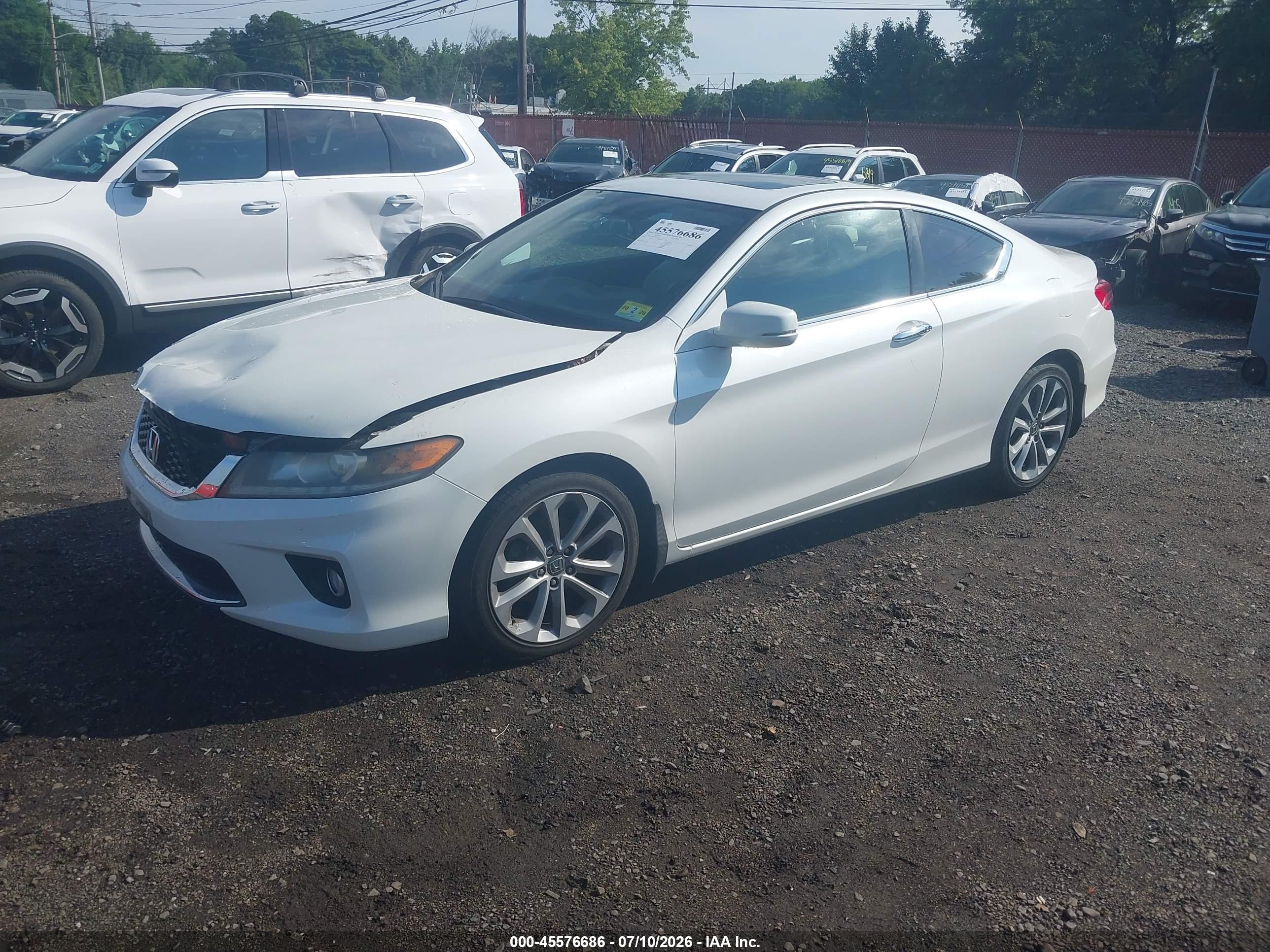 2015 Honda Accord Ex-l V-6 Белый vin: 1HGCT2B82FA002145