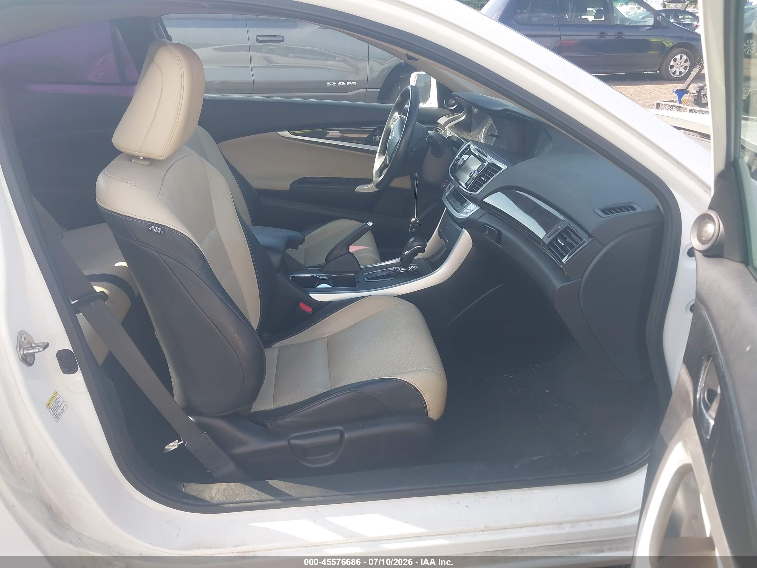 2015 Honda Accord Ex-l V-6 Белый vin: 1HGCT2B82FA002145