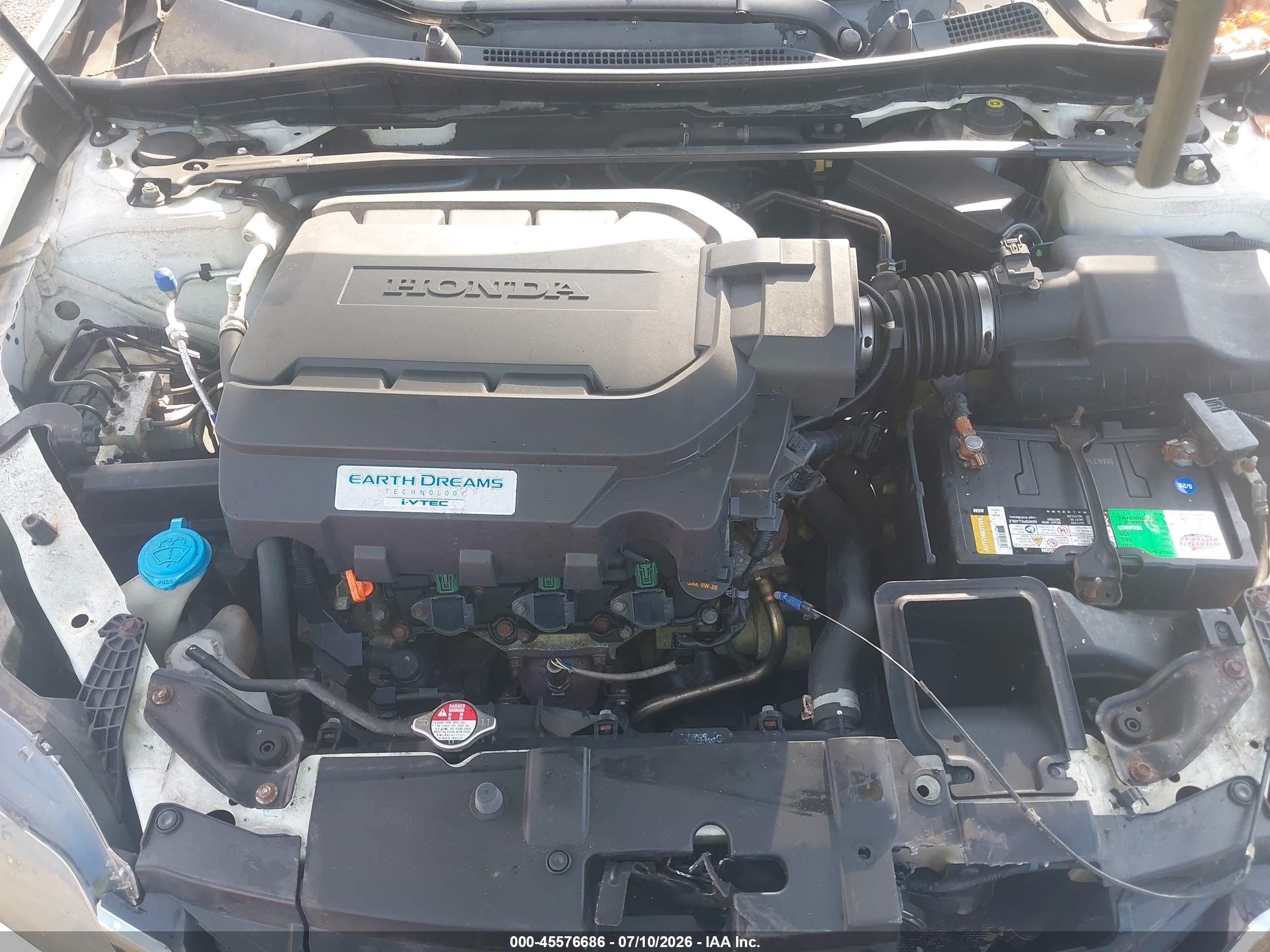 2015 Honda Accord Ex-l V-6 Белый vin: 1HGCT2B82FA002145