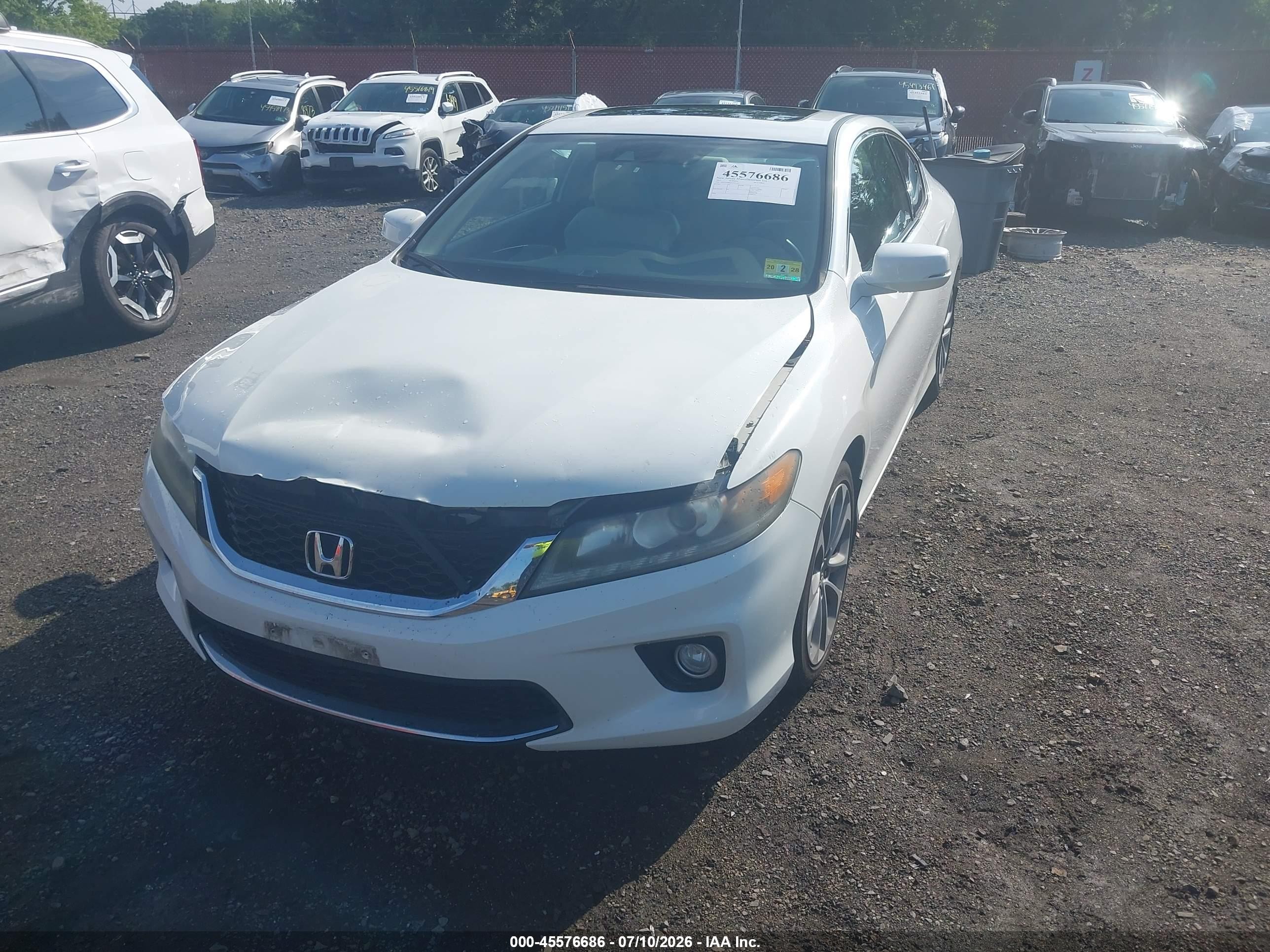 2015 Honda Accord Ex-l V-6 Белый vin: 1HGCT2B82FA002145