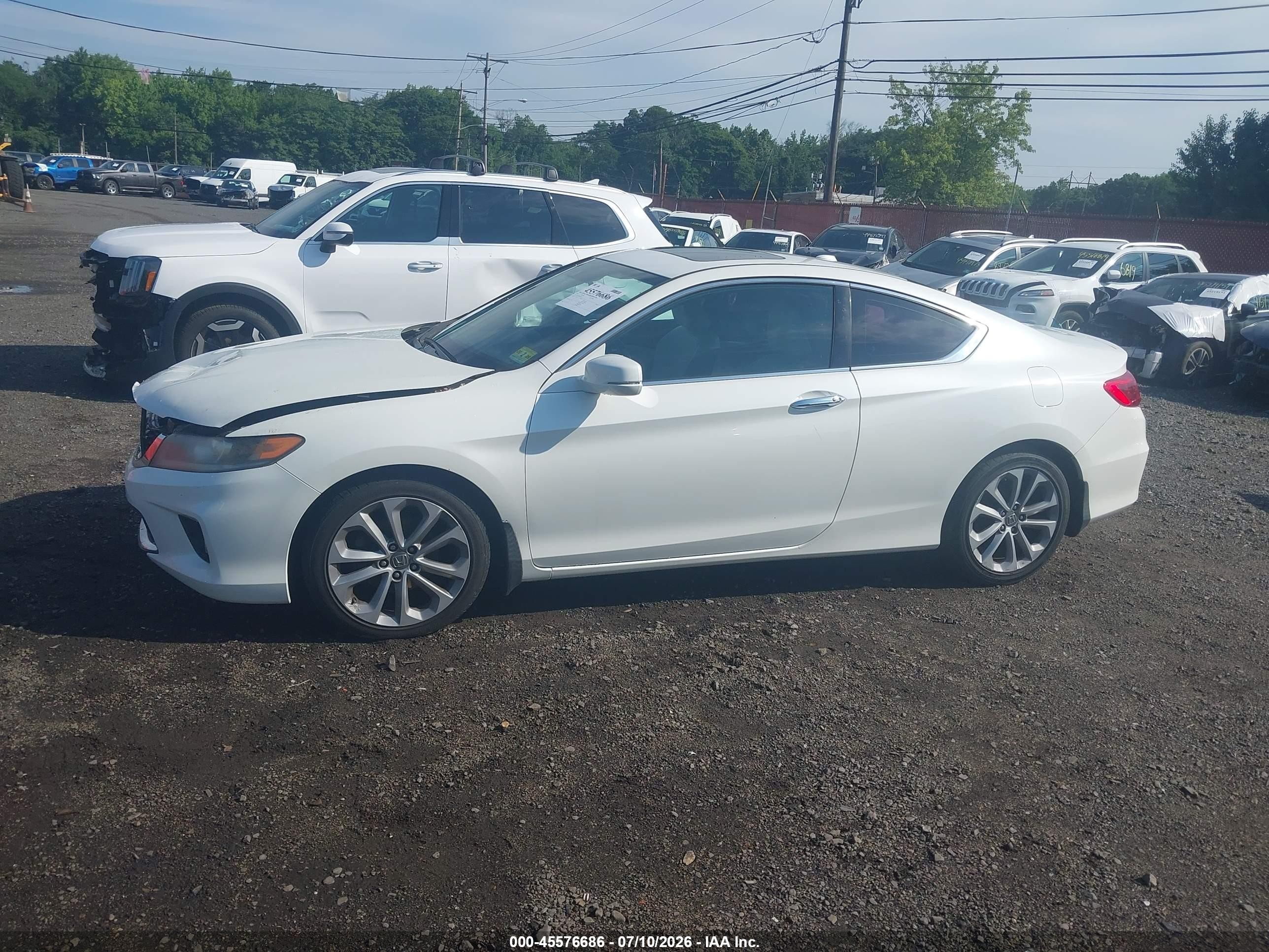 2015 Honda Accord Ex-l V-6 Белый vin: 1HGCT2B82FA002145