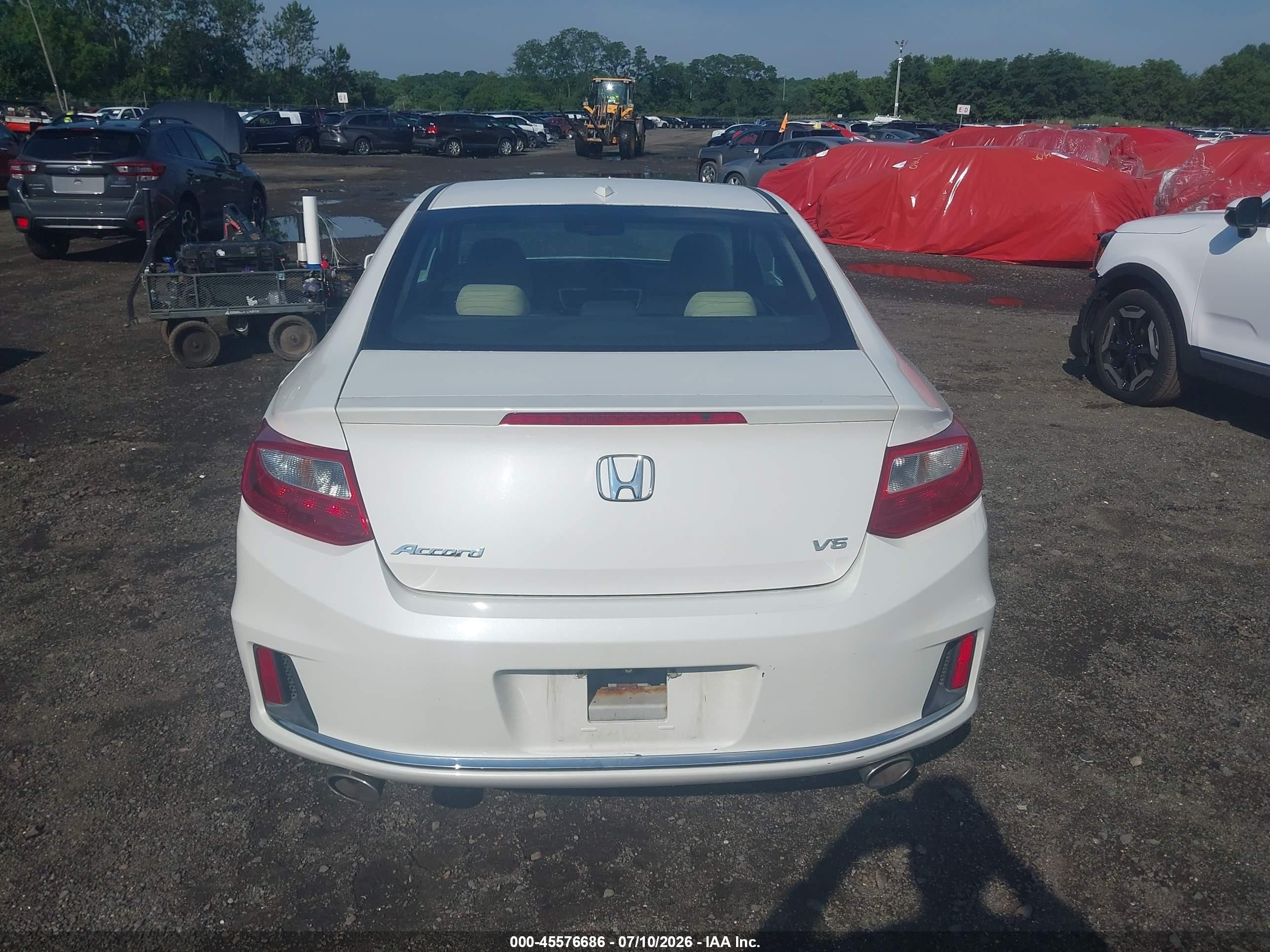 2015 Honda Accord Ex-l V-6 Белый vin: 1HGCT2B82FA002145