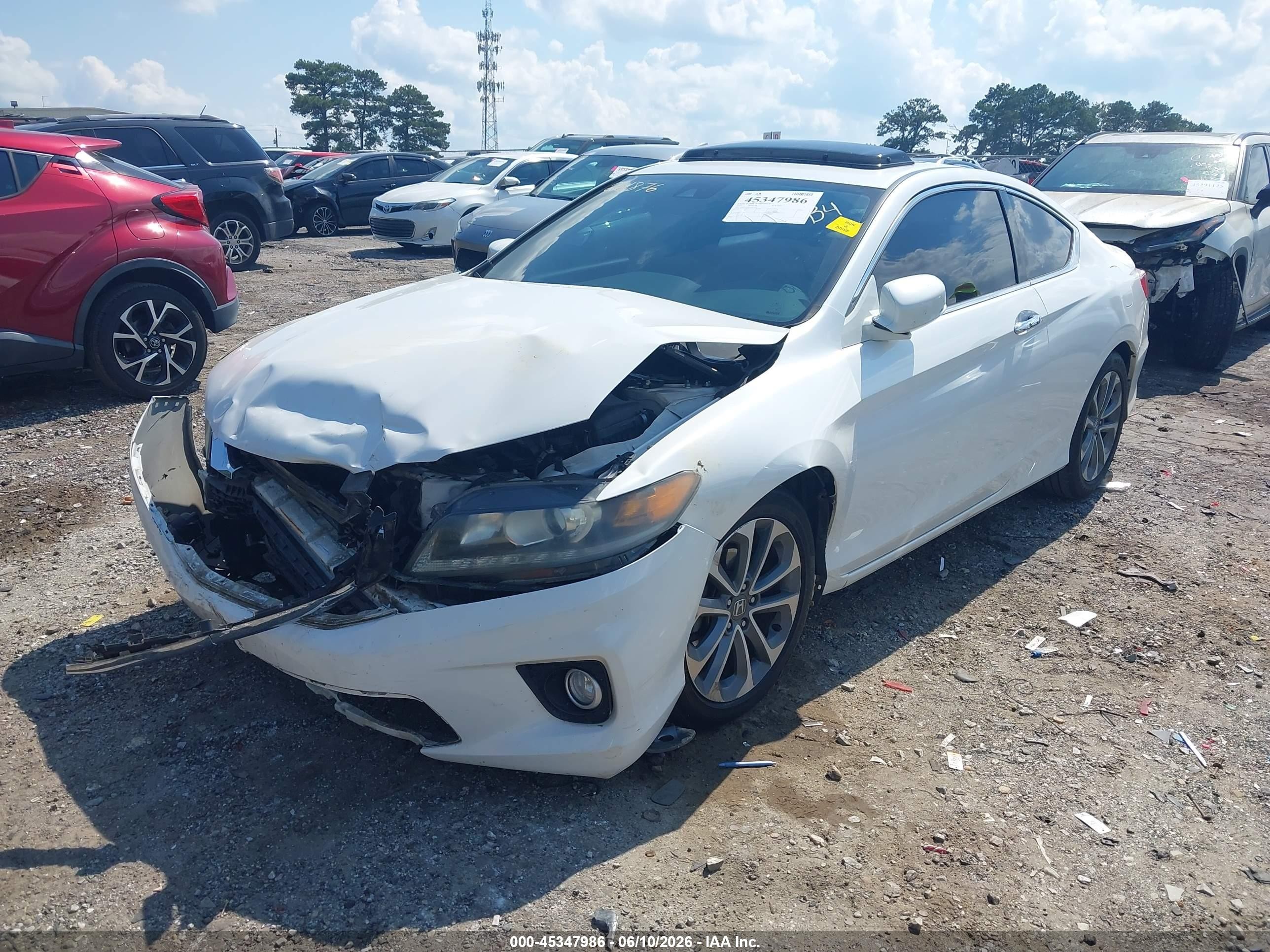 2015 Honda Accord Ex-l V-6 White vin: 1HGCT2B83FA006446