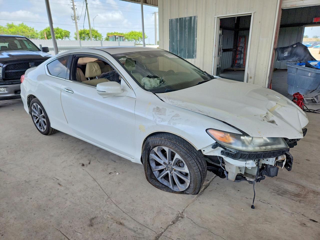 2015 Honda Accord Exl White vin: 1HGCT2B83FA008908