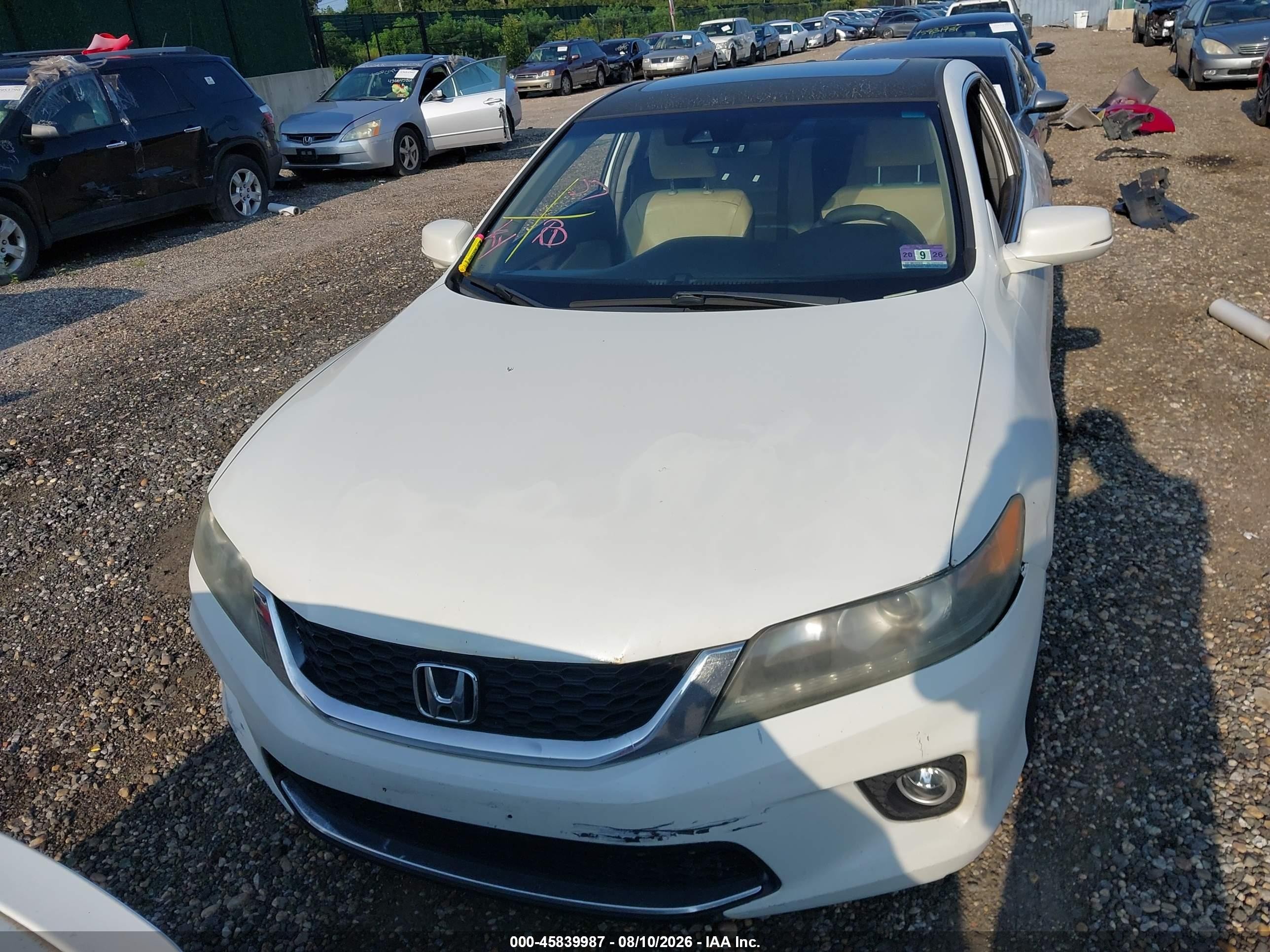 2014 Honda Accord Ex-l V-6 White vin: 1HGCT2B84EA000525