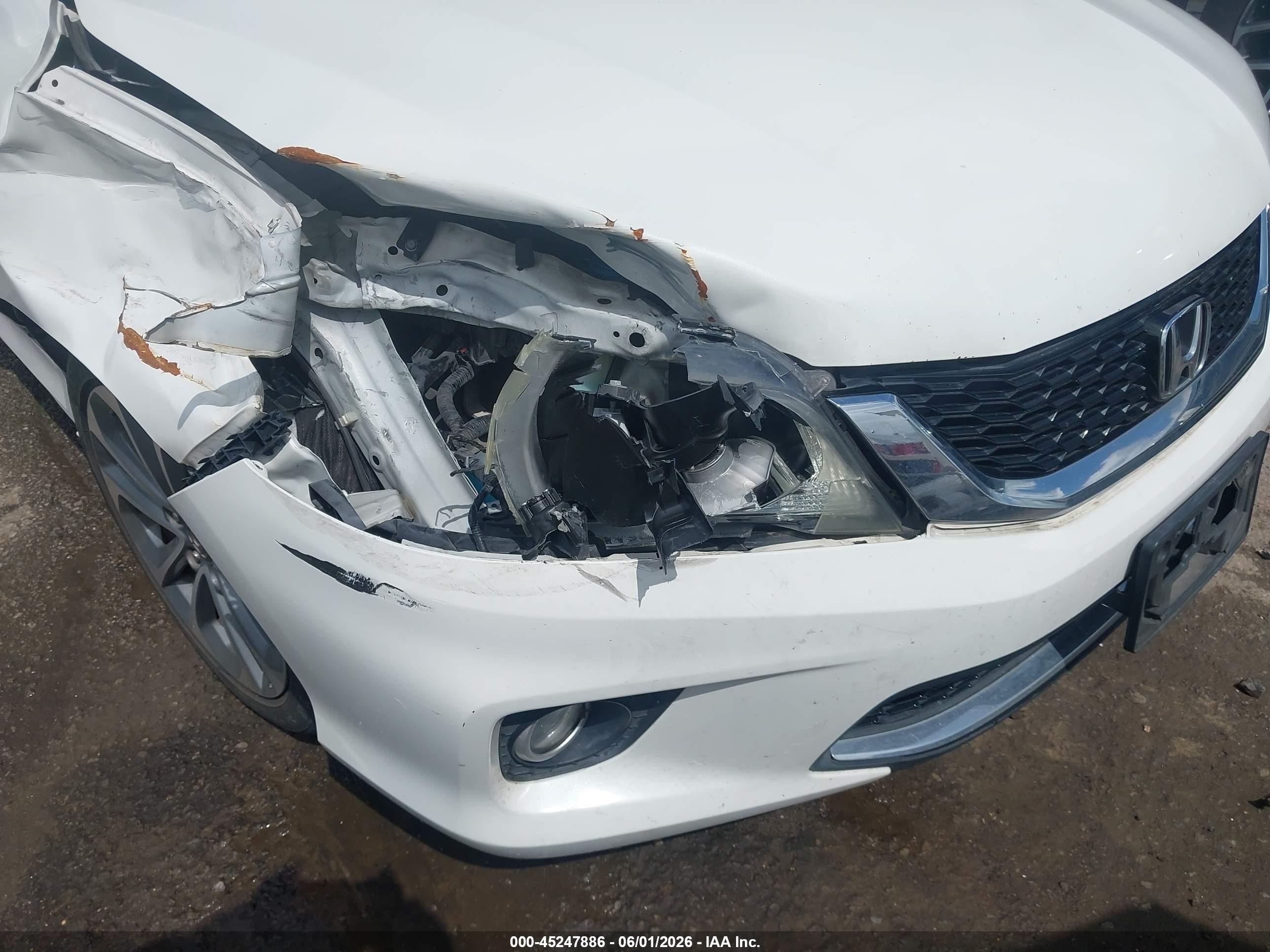 2015 Honda Accord Ex-l V-6 White vin: 1HGCT2B84FA008299