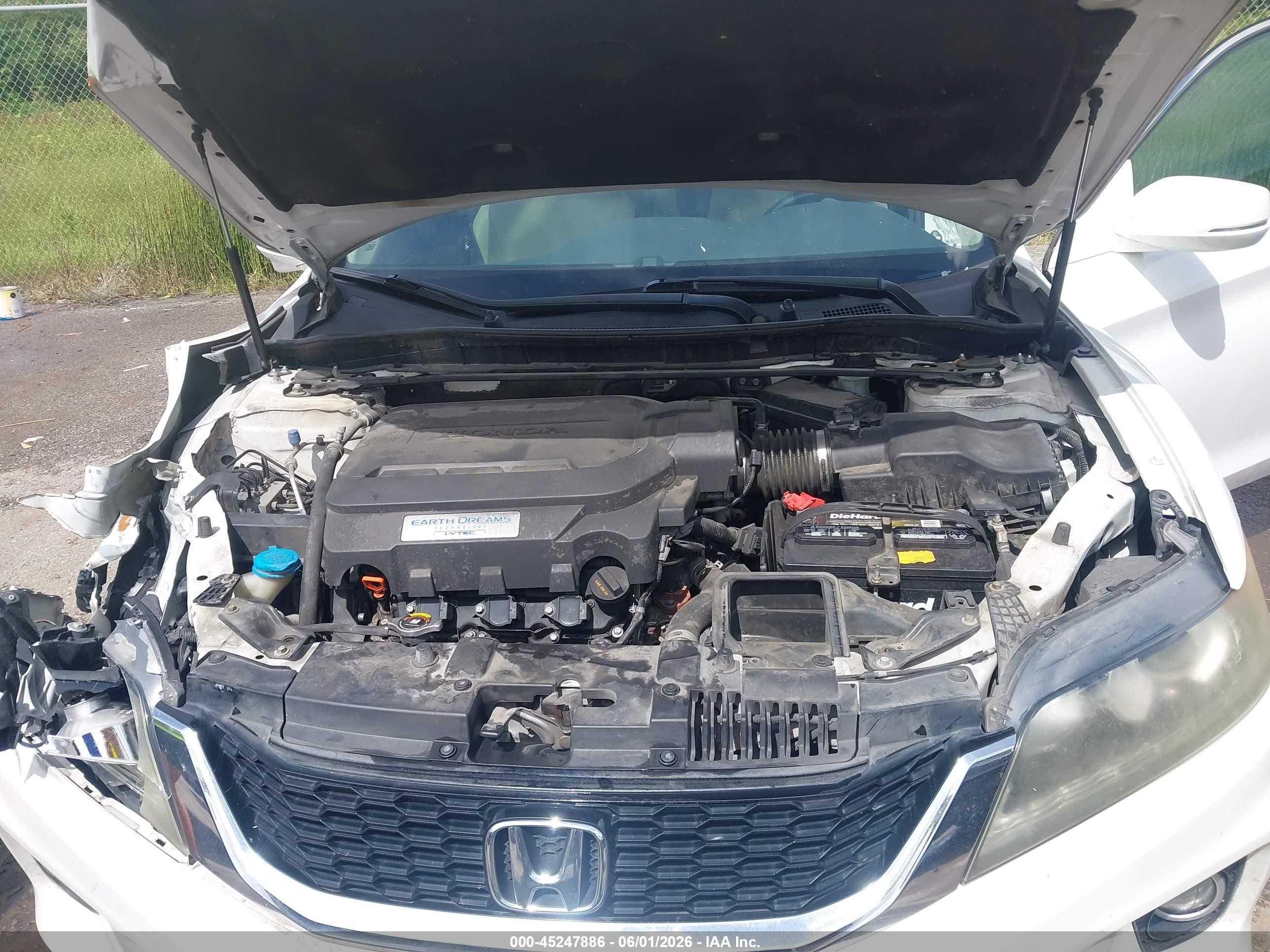 2015 Honda Accord Ex-l V-6 White vin: 1HGCT2B84FA008299