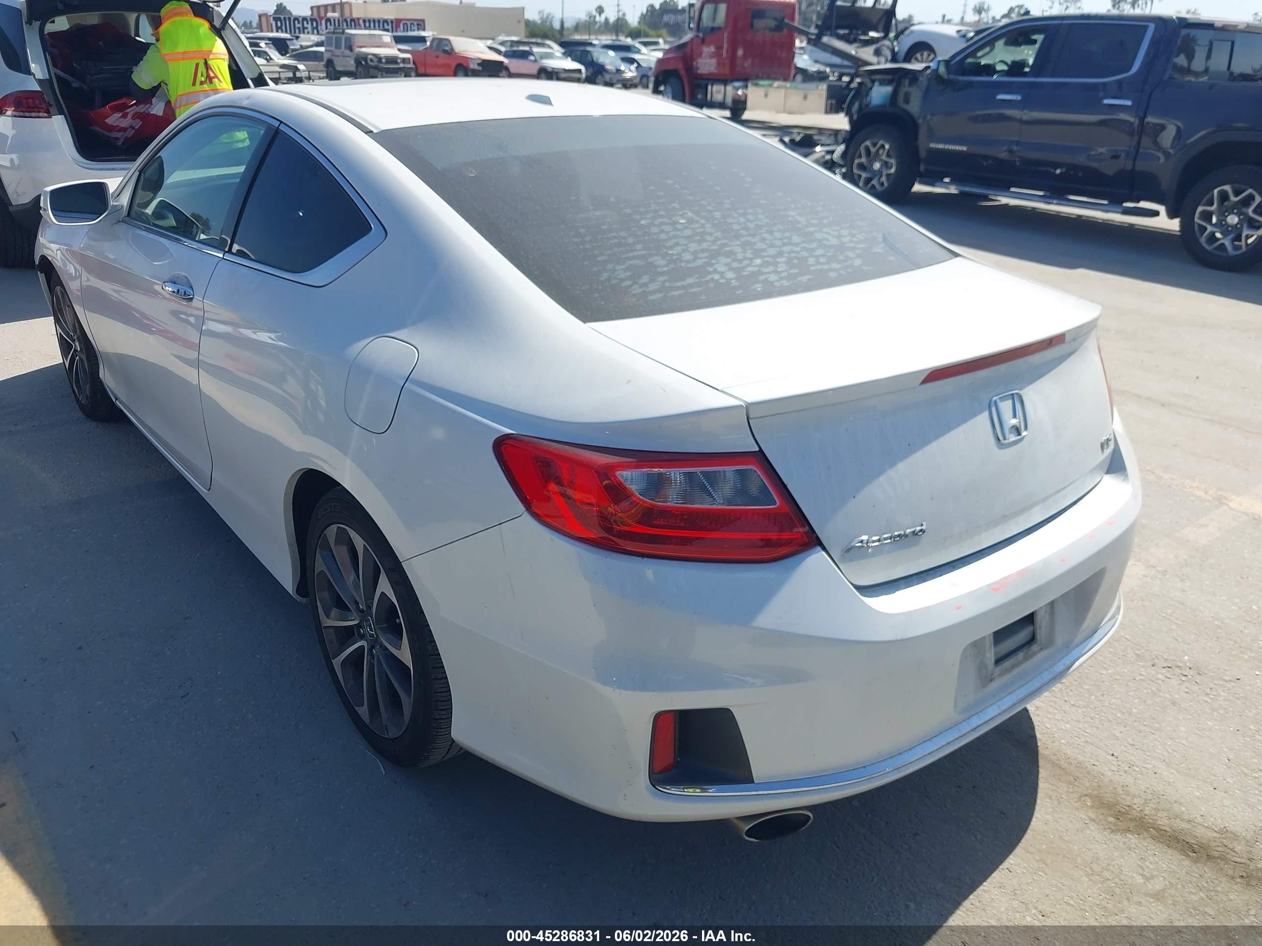 2013 Honda Accord Ex-l V-6 Белый vin: 1HGCT2B85DA000290