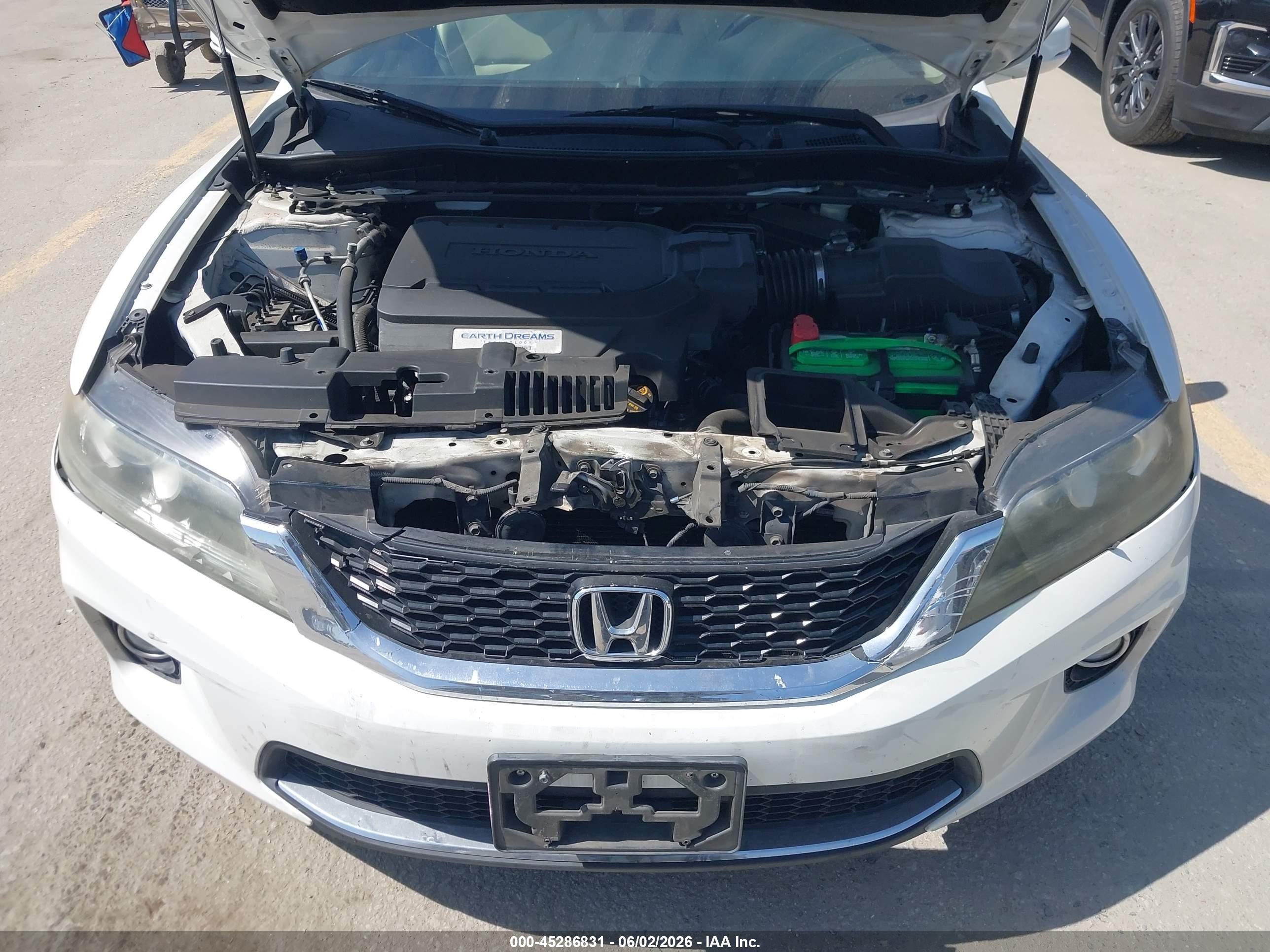2013 Honda Accord Ex-l V-6 Белый vin: 1HGCT2B85DA000290