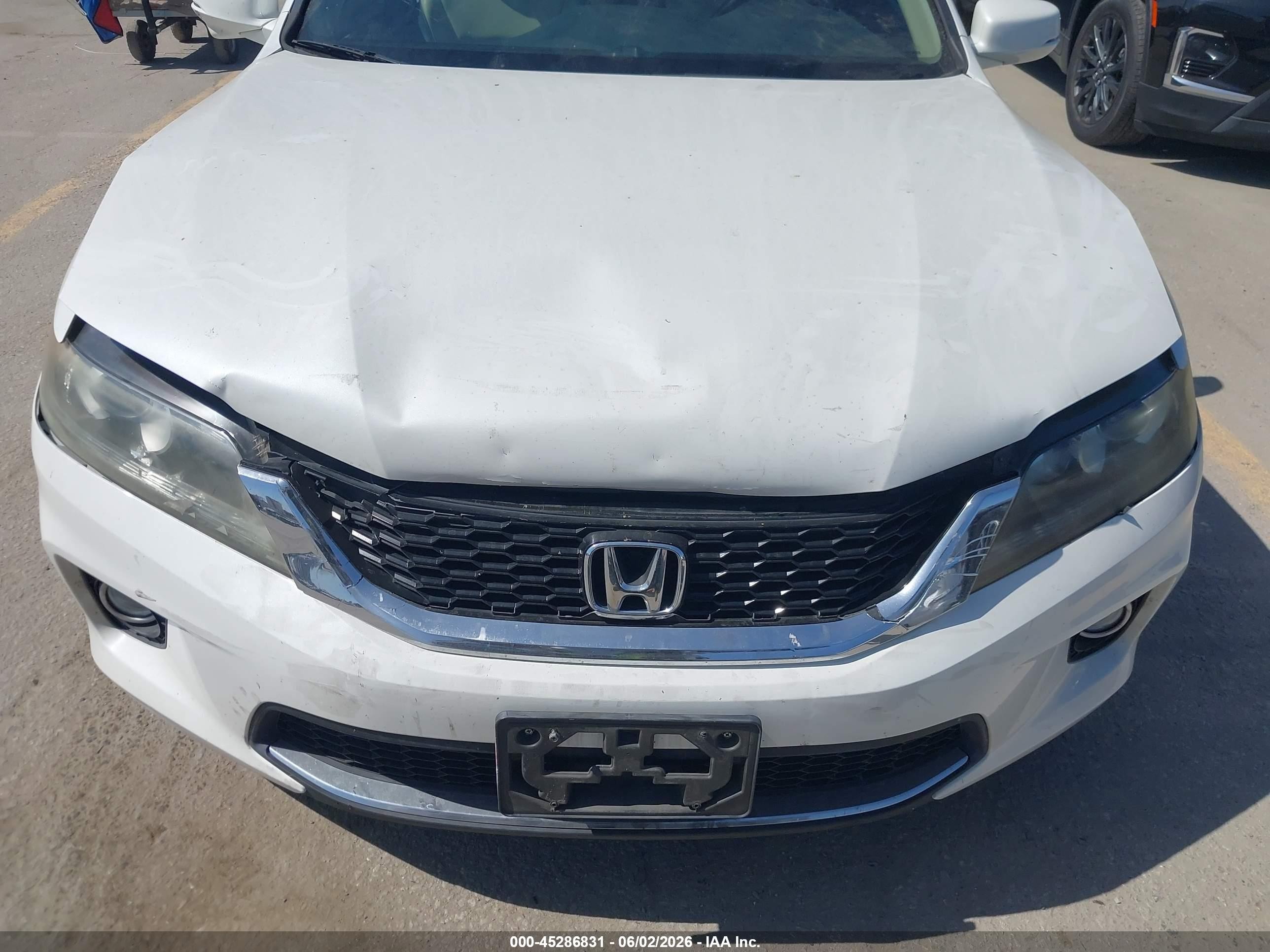 2013 Honda Accord Ex-l V-6 Белый vin: 1HGCT2B85DA000290