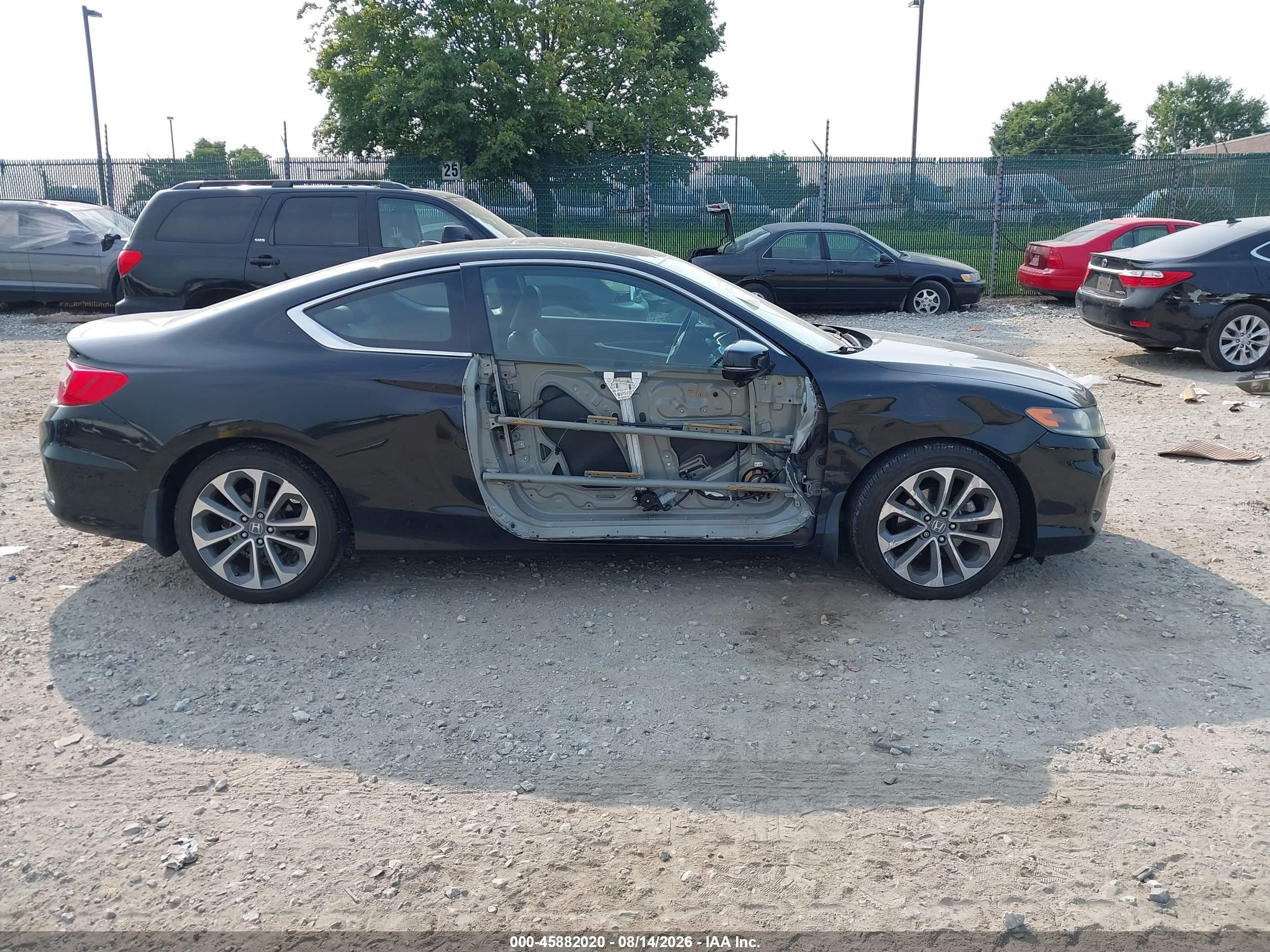 2015 Honda Accord Ex-l V-6 Черный vin: 1HGCT2B85FA007372