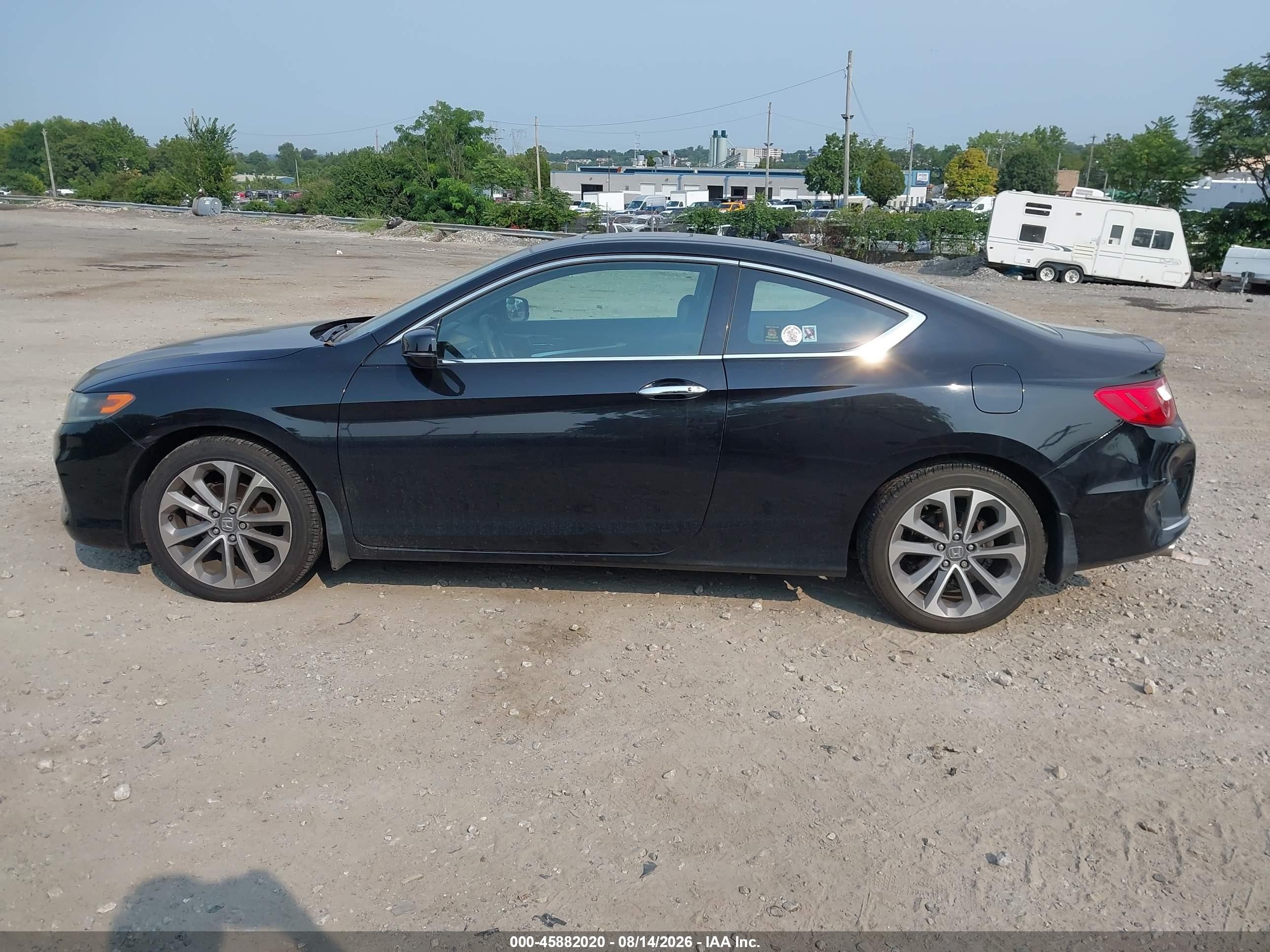 2015 Honda Accord Ex-l V-6 Черный vin: 1HGCT2B85FA007372