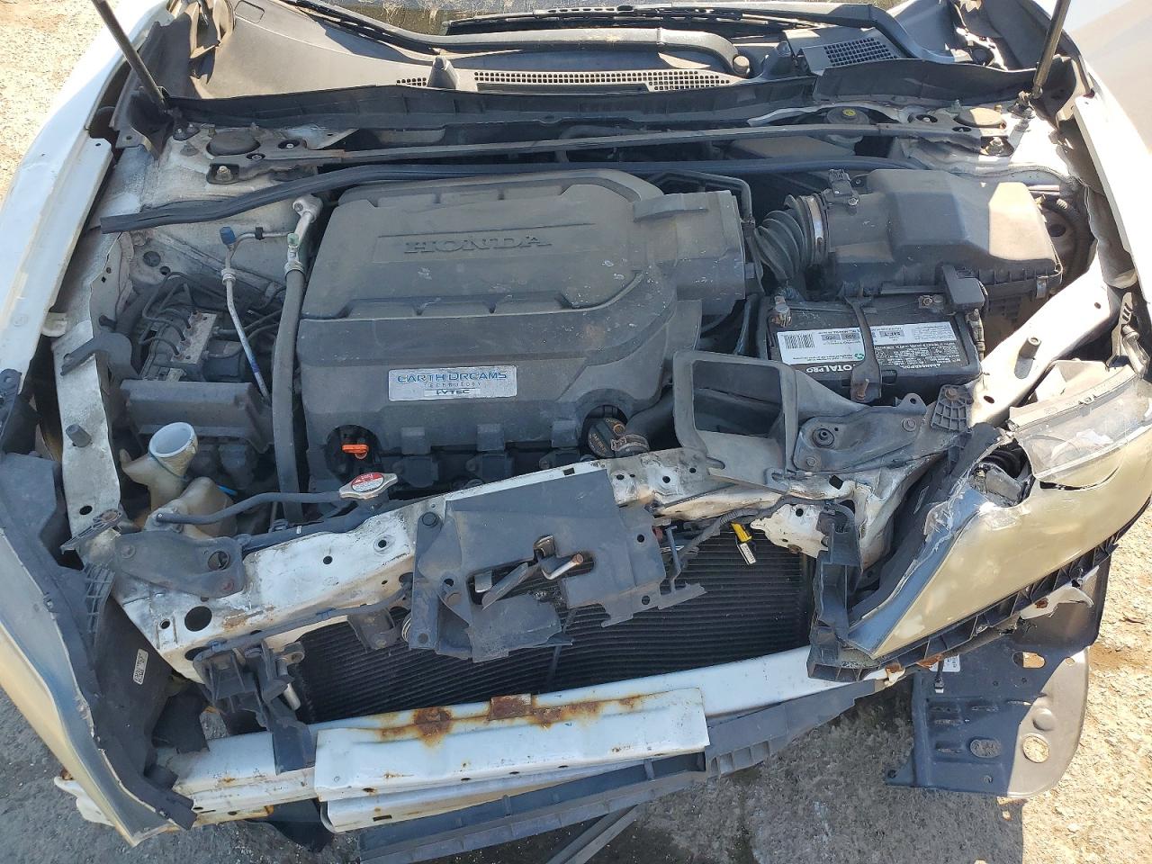 2013 Honda Accord Exl White vin: 1HGCT2B86DA006924