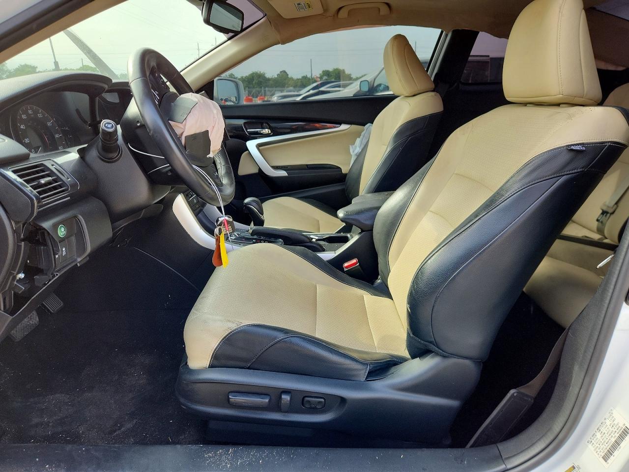 2015 Honda Accord Exl White vin: 1HGCT2B87FA002013