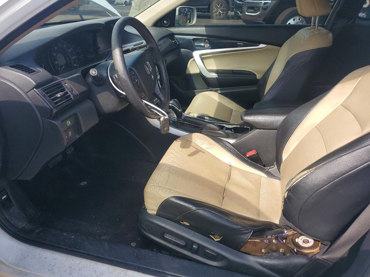 2015 Honda Accord Exl White vin: 1HGCT2B87FA003369