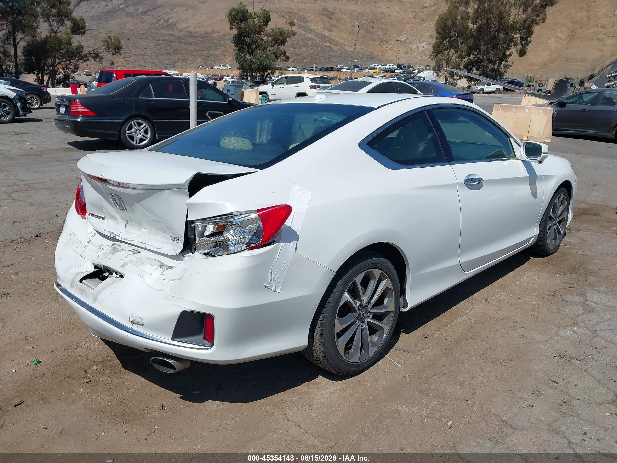 2013 Honda Accord Ex-l V-6 Белый vin: 1HGCT2B88DA005810